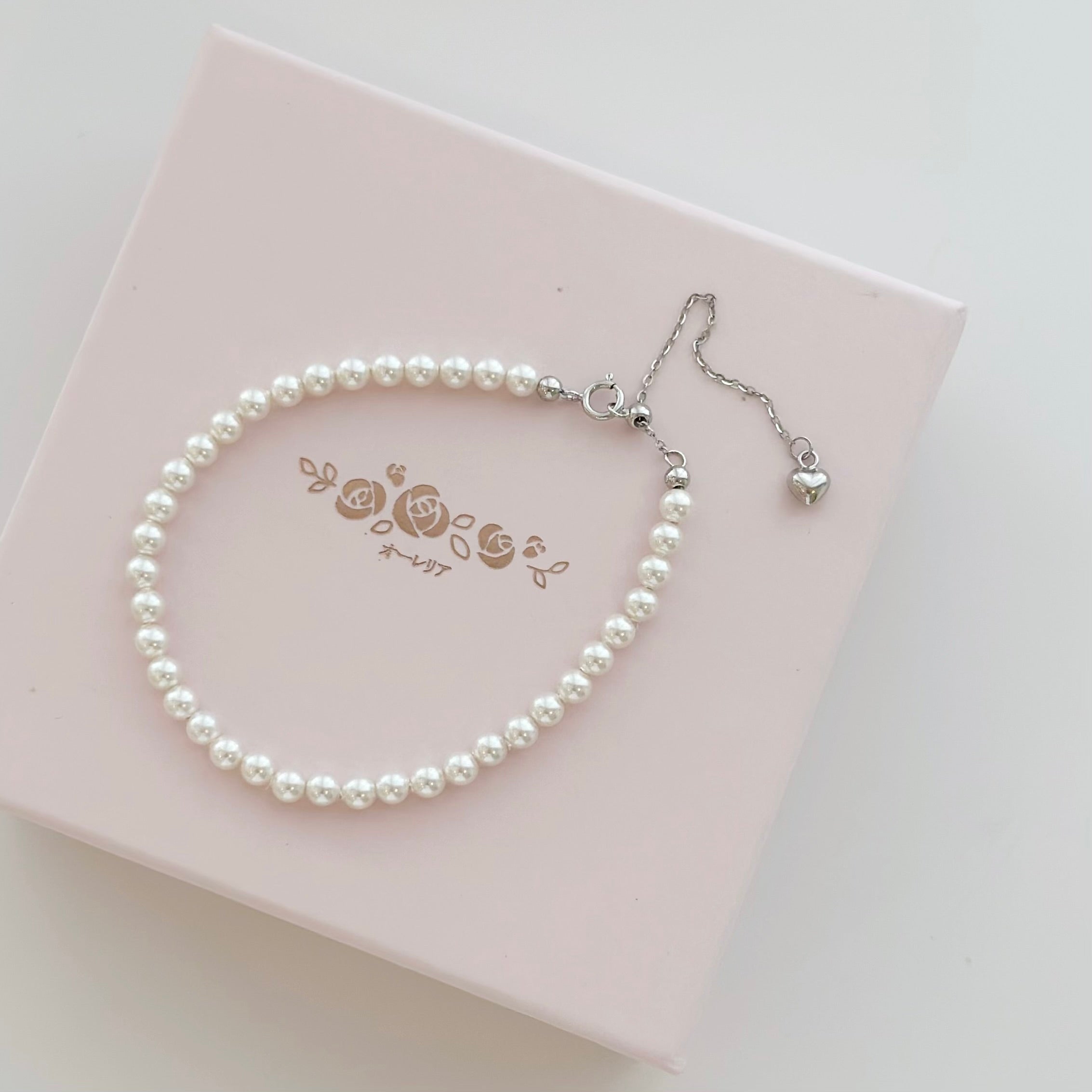 Swarovski pearl necklace pearl jewelry set Timeless Swarovski bracelet Pearl Handcrafted pearl jewelry Luxurious Swarovski pearls bracelet Swarovski pearl accessories freshwater pearl bracelet Pearl necklace Pearl bracelet Swarovski crystal pearl Korean jewelry Korean Jewelry Dainty Minimalist jewellery Malaysia Stainless steel 925 sterling silver S925 Cubic zirconia hypoallergenic magnetic birthday gift premium gift bridesmaid aurelia atelier pearl necklace malaysia pearl bracelet malaysia akoya pearl