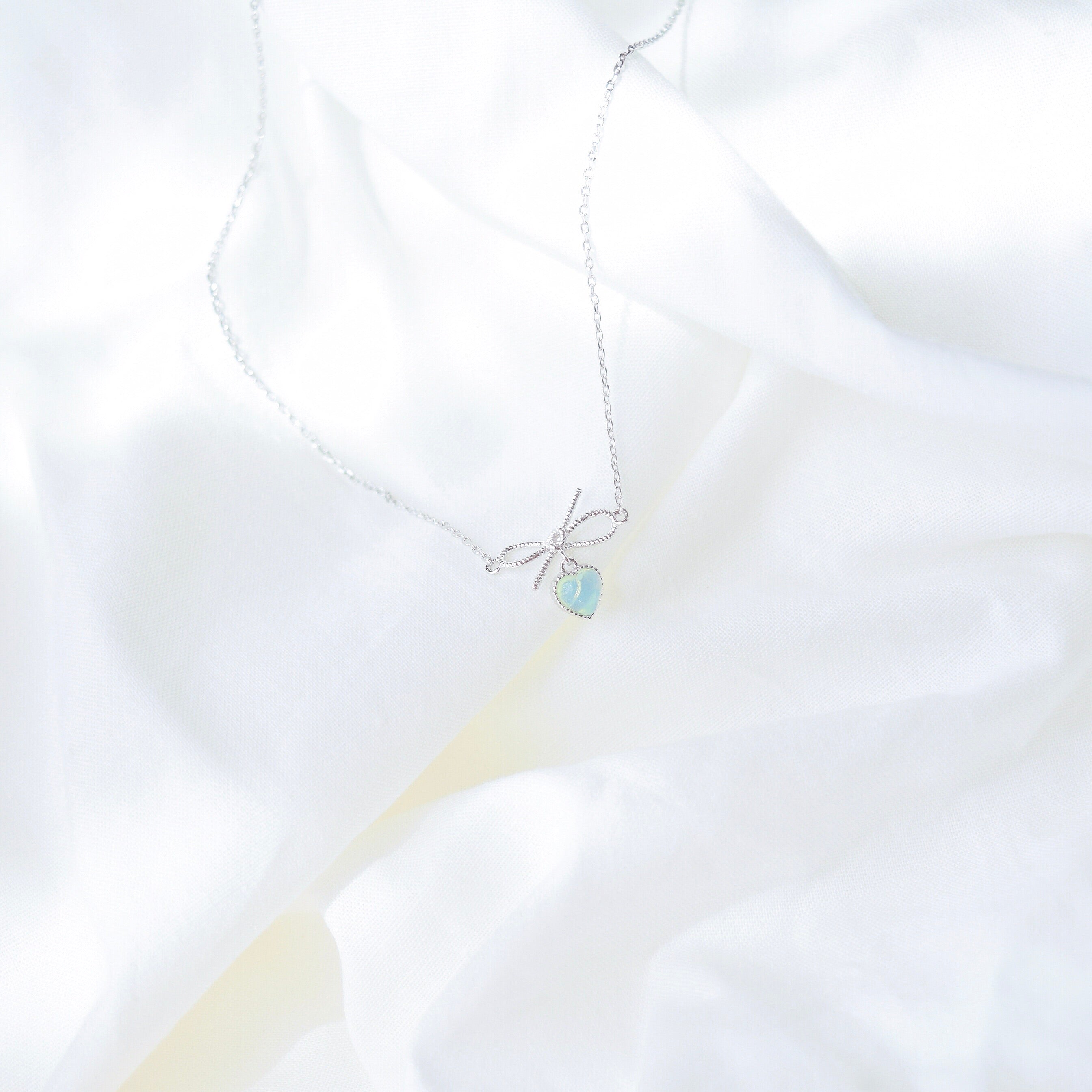 Beryl Viola Necklace Made in Korea Dainty Jewellery – Aurelia