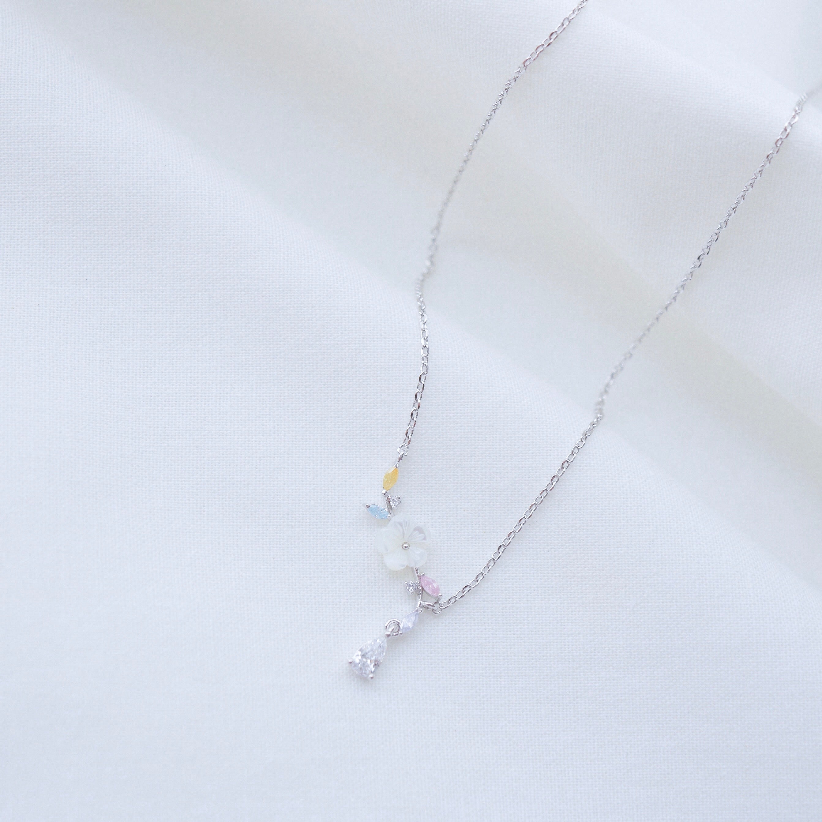 Jasmine necklace on sale and earrings