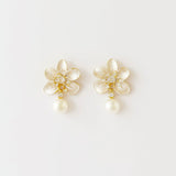 Hanaemi Pearl Earrings