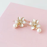 Hanaemi Pearl Earrings