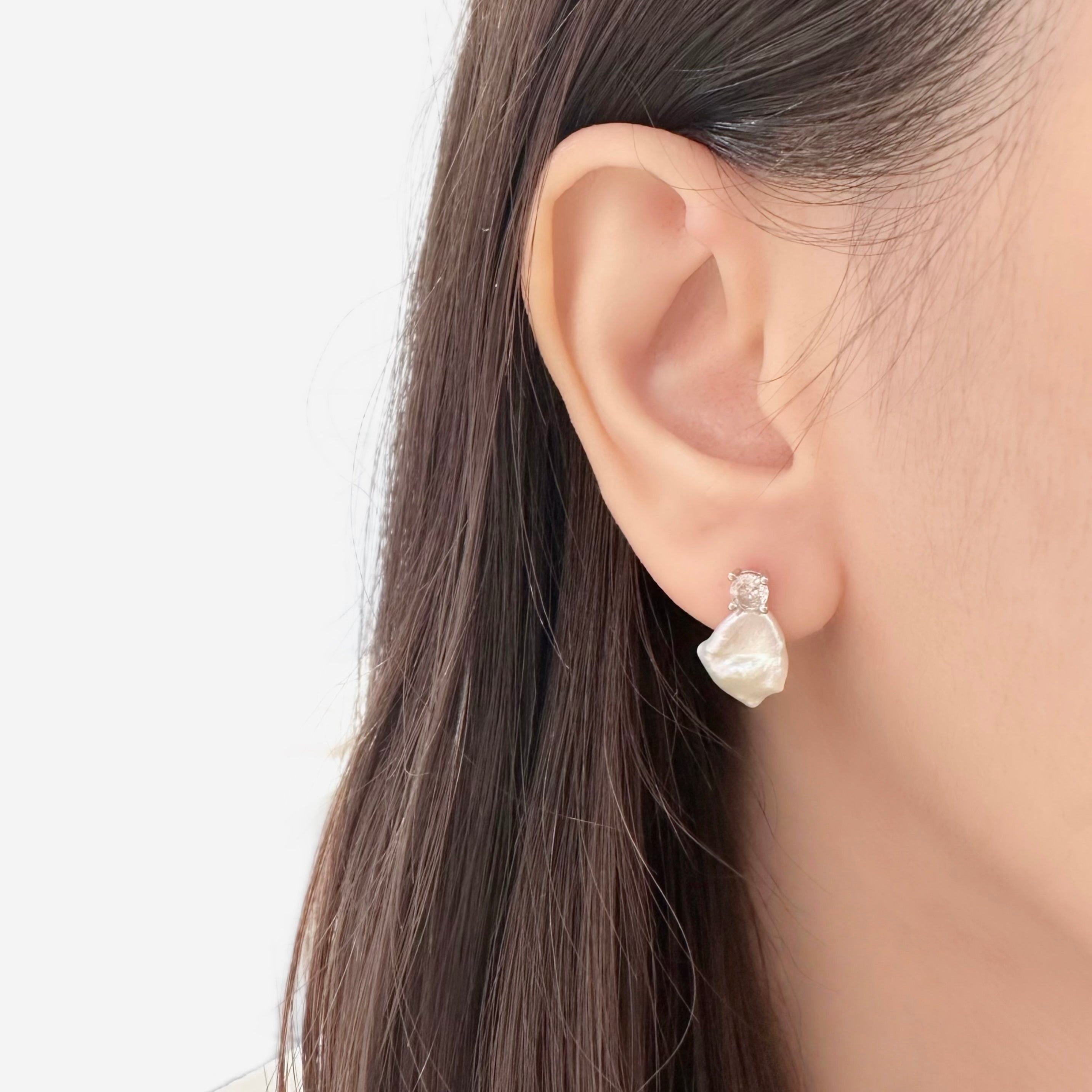pearl earrings, dainty pearl bracelet, freshwater pearl necklace,  akoya pearl., handmade, sensitive skin, bridal, sterling silver, hypoallergenic, gift idea, seawater pearl, pearl neckace, keshi pearl, baroque pearl, mini pearl, 珍珠 淡水珍珠 ak pearl
海水珍珠 s925 cultural pear present gift for her gift ideas pearl made in Malaysia south sea pearl 米珠 natural pearl mutiara Gift for her Dainty Delicate Minimalist everyday earrings everyday wear