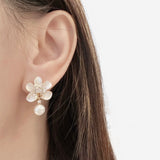 Hanaemi Pearl Earrings