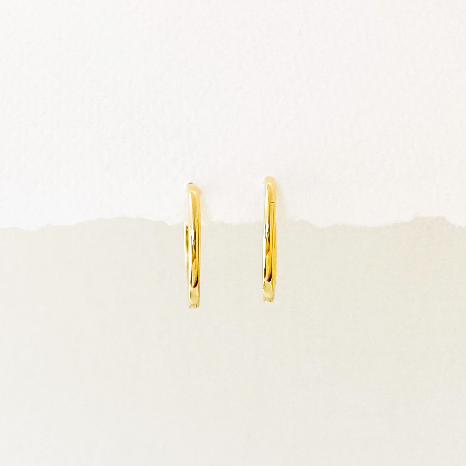 korean earrings bracelet jewellery Malaysia necklace korean jewellery rings earrings malaysia korean style earrings jewellery accessories hypoallergenic earrings ear cuff huggies silver necklace made in korea jewelry fashion jewellery malaysia earrings online shop malaysia Gift idea Gift for her Made in Korea Cubic Zirconia 925 Sterling Silver No Piercing Dainty Minimalist Daily wear Bestie Korean Anting Cincin Clip on 韩国耳环 韩国发饰 韩国饰品 hypoallergenic birthday gift set bridesmaid aurelia atelier