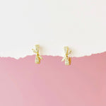 Gift set for her, hadiah untuk wanita, 送给她的礼物, bracelet, ring, necklace, earrings, korean earrings, made in korea, dainty jewellery, lazy girl jewellery, S925 silver, 925 sterling silver, huggie earrings, clip on, daily wear, cubic zirconia, bridesmaid gift, gift for her, Malaysia online shop, fashion jewellery, Korean jewellery accessories, sensitive skin, tahan karat, 适合日常佩戴, anting, rantai tangan, rantai leher, cincin, gift idea, no piercing, earrings malaysia, subang, Pearl, Freshwater pearl, 韩国发饰, 韩国饰品