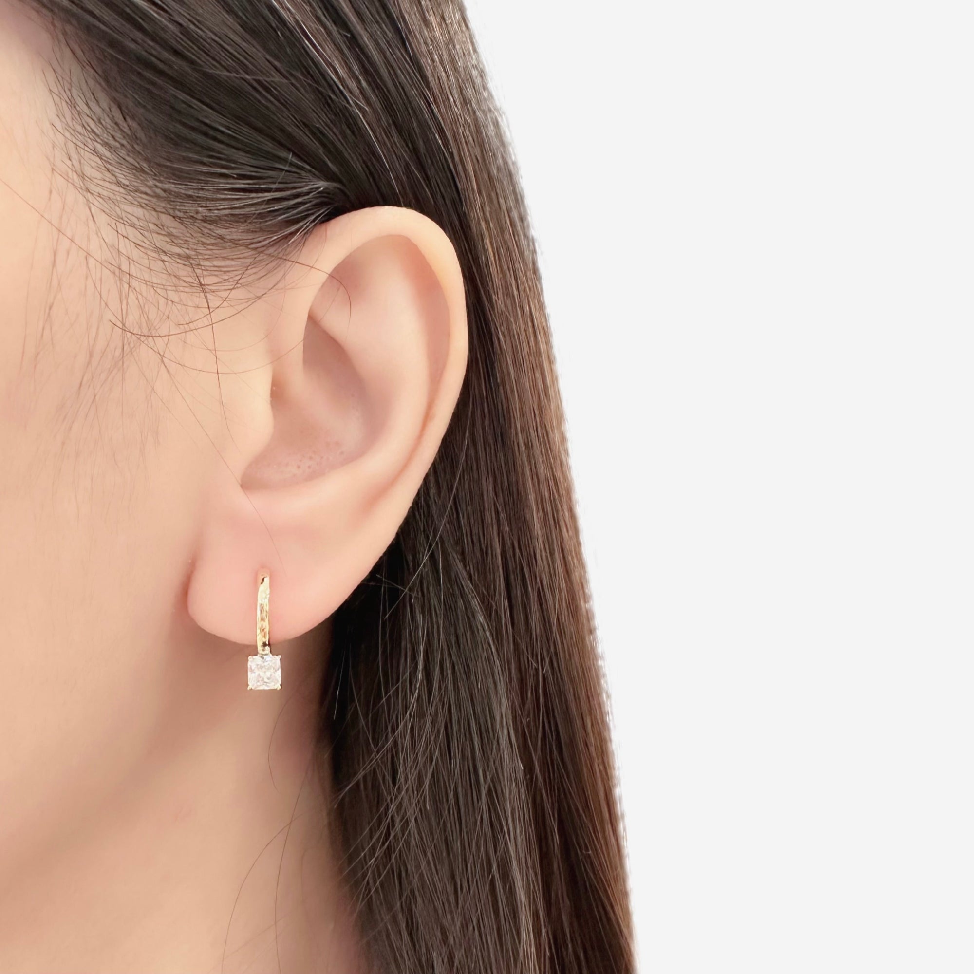 Gift set for her, hadiah untuk wanita, 送给她的礼物, bracelet, ring, necklace, earrings, korean earrings, made in korea, dainty jewellery, lazy girl jewellery, S925 silver, 925 sterling silver, huggie earrings, clip on, daily wear, cubic zirconia, bridesmaid gift, gift for her, Malaysia online shop, fashion jewellery, Korean jewellery accessories, sensitive skin, tahan karat, 适合日常佩戴, anting, rantai tangan, rantai leher, cincin, gift idea, no piercing, earrings malaysia, subang, Pearl, Freshwater pearl, 韩国发饰, 韩国饰品