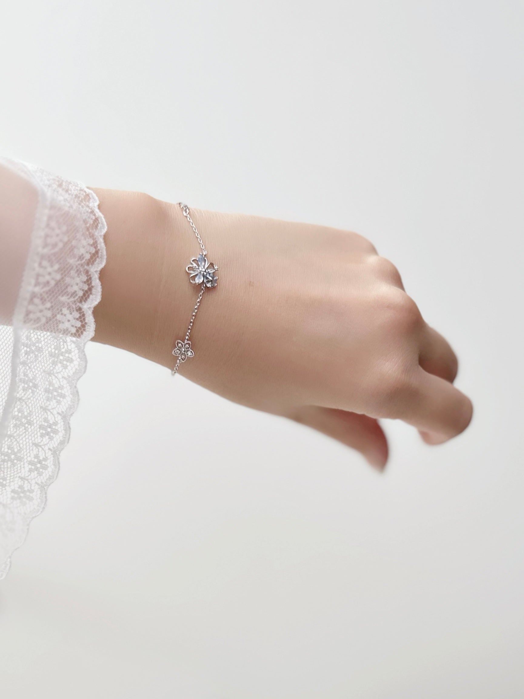 Gift idea Gift for her Made in Korea  Cubic Zirconia 925 Sterling Silver  No Piercing Jewelry Dainty Minimalist Dainty Daily wear korean earrings bracelet jewellery Malaysia necklace korean jewellery rings earrings malaysia korean style earrings malaysia jewellery jewelry  jewellery accessories Subang Anting Cincin Brooch Pin hypoallergenic earrings birthday gift gift set premium gift online gift shop bridesmaid gift aurelia atelier