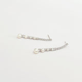 Zhao Lu Si’s Style, Love’s Ambition Earrings, c-drama earrings, chinese drama, c-drama, Xu Yan earrings, Qiao Yan earrings, classic pearl earrings, drop pearl earrings, 《许我耀眼》
Gift set for her / hadiah untuk wanita / 送给她的礼物。Perfect for best friend / sahabat baik / 最好的朋友 / 心爱的耳环、手链和戒指。Made in Korea / 制造于韩国 /.Dainty jewellery / 简约精致首饰 / barang kemas halus. 925 sterling silver / 925纯银 / perak tulen 925. Anti-tarnish / 防氧化 / tahan karat. Suitable for daily wear, keshi pearl, baroque pearl, pearl, 珍珠 淡水珍珠 ak