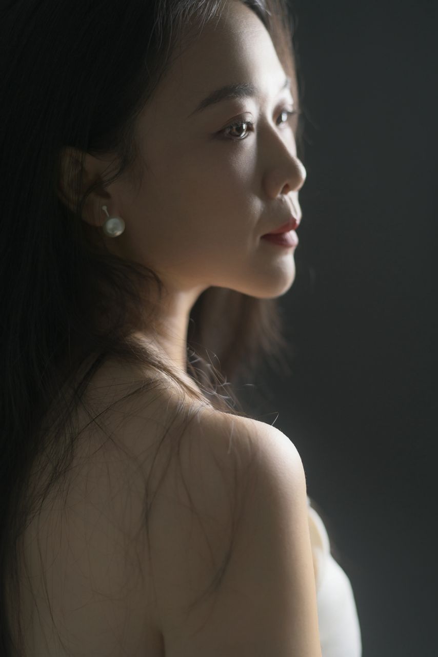 portrait photoshoot photoshooting kl photoshooting celebrity style photo Celebrity-style portrait photoshoot with professional makeover and outfit styling Malaysia portrait photoshoot package wedding photo photoshoot
