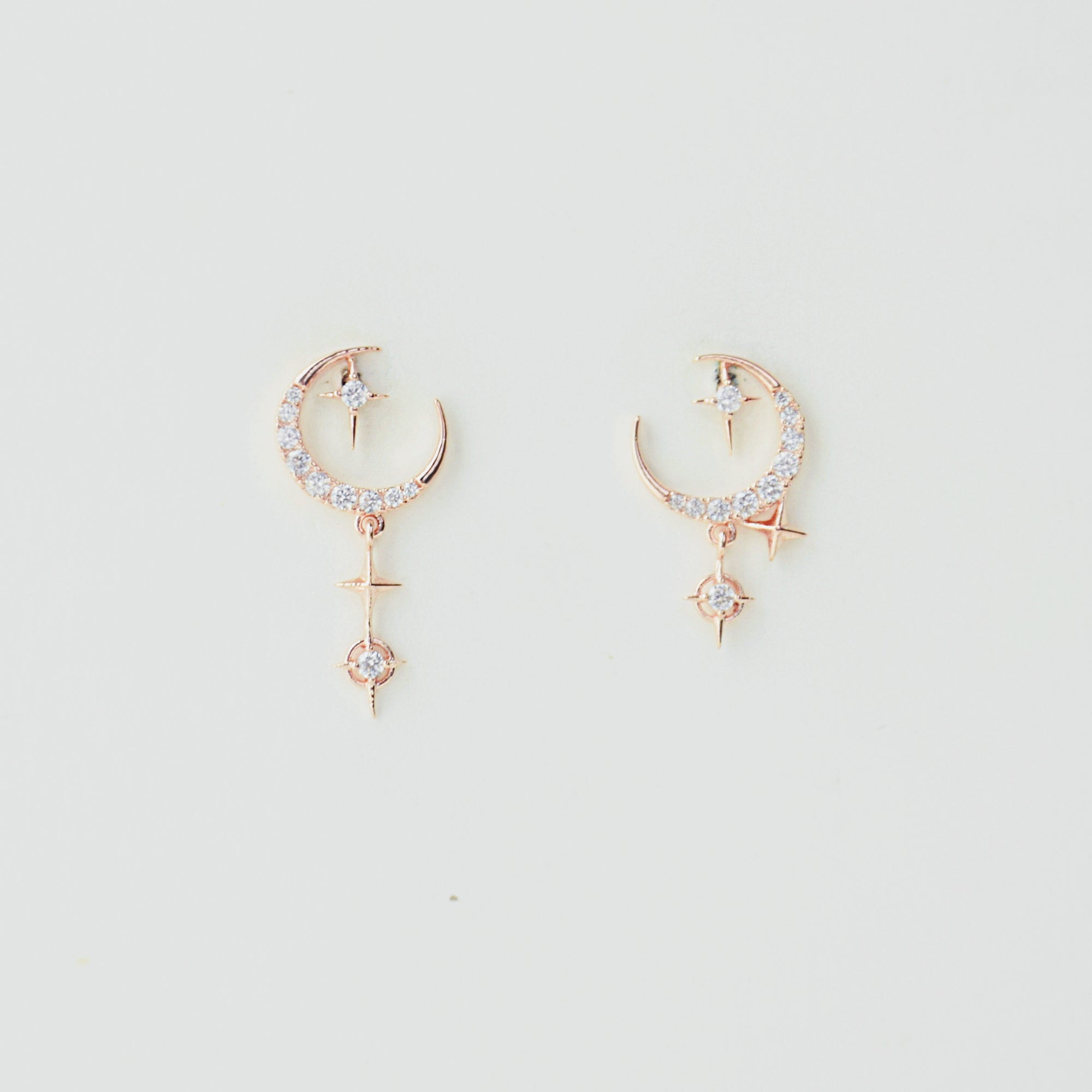 Gift idea Gift for her Made in Korea  Cubic Zirconia 925 Sterling Silver  No Piercing Jewelry Dainty Minimalist Dainty Daily wear korean earrings bracelet jewellery Malaysia necklace korean jewellery rings earrings malaysia korean style earrings malaysia jewellery jewelry  jewellery accessories Subang Anting Cincin Brooch Pin hypoallergenic earrings birthday gift gift set premium gift online gift shop bridesmaid gift aurelia atelier