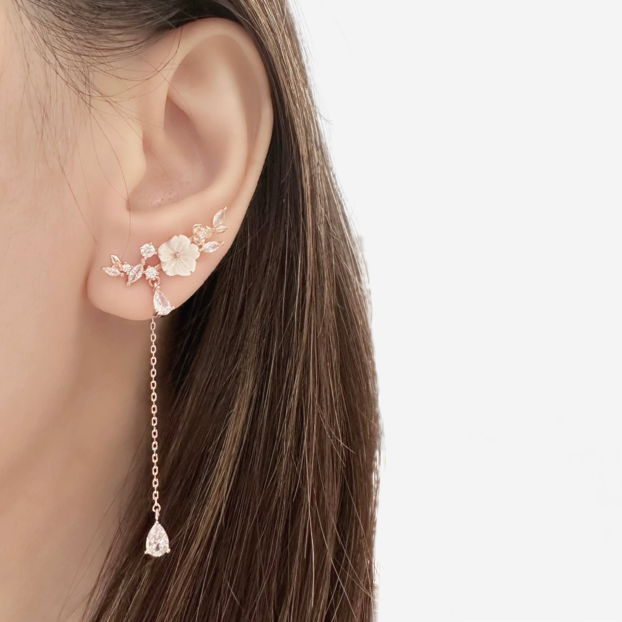 Made in Korea Earrings Korean Anting Cubic Zirconia Bride Bridal Dinner 925 Sterling Silver Fashion Costume Jewellery Online Malaysia Shopping Trendy No Piercing Special Perfect Gift From Heart For Your Loved One Accessory Gift for her Rose Gold Korea Made Earrings Korean Jewellery Jewelry Local Brand in Malaysia Cubic Zirconia Dainty Delicate Minimalist Jewellery Jewelry Bride Clip On Earrings Silver Christmas Gift Set Xmas Silver snowman wreath candy cane present gift for her gift ideas 2 way earrings