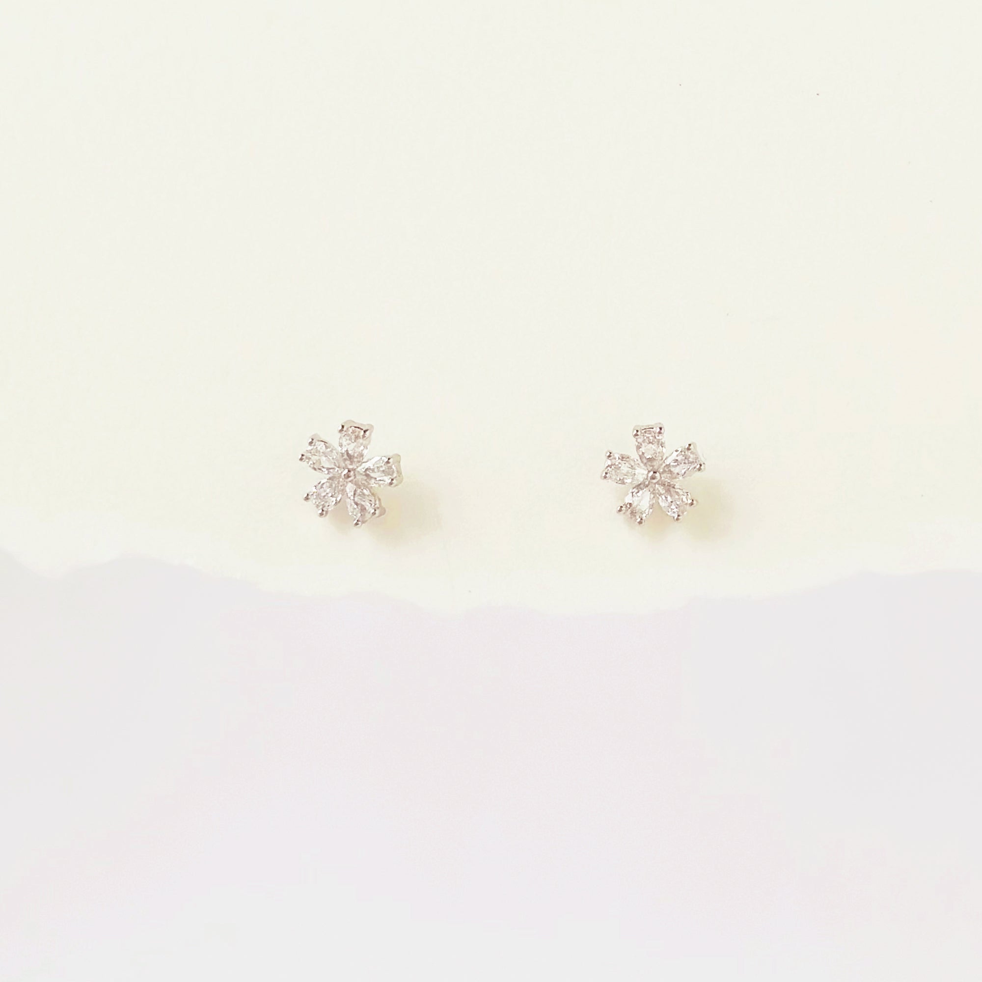 korean earrings bracelet jewellery Malaysia necklace korean jewellery rings earrings malaysia korean style earrings jewellery accessories hypoallergenic earrings ear cuff huggies silver necklace made in korea jewelry fashion jewellery malaysia earrings online shop malaysia Gift idea Gift for her Made in Korea  Cubic Zirconia 925 Sterling Silver  No Piercing Dainty Minimalist Daily wear Bestie Korean Anting Cincin Clip on 韩国耳环 韩国发饰 韩国饰品 hypoallergenic  birthday gift set bridesmaid aurelia atelier