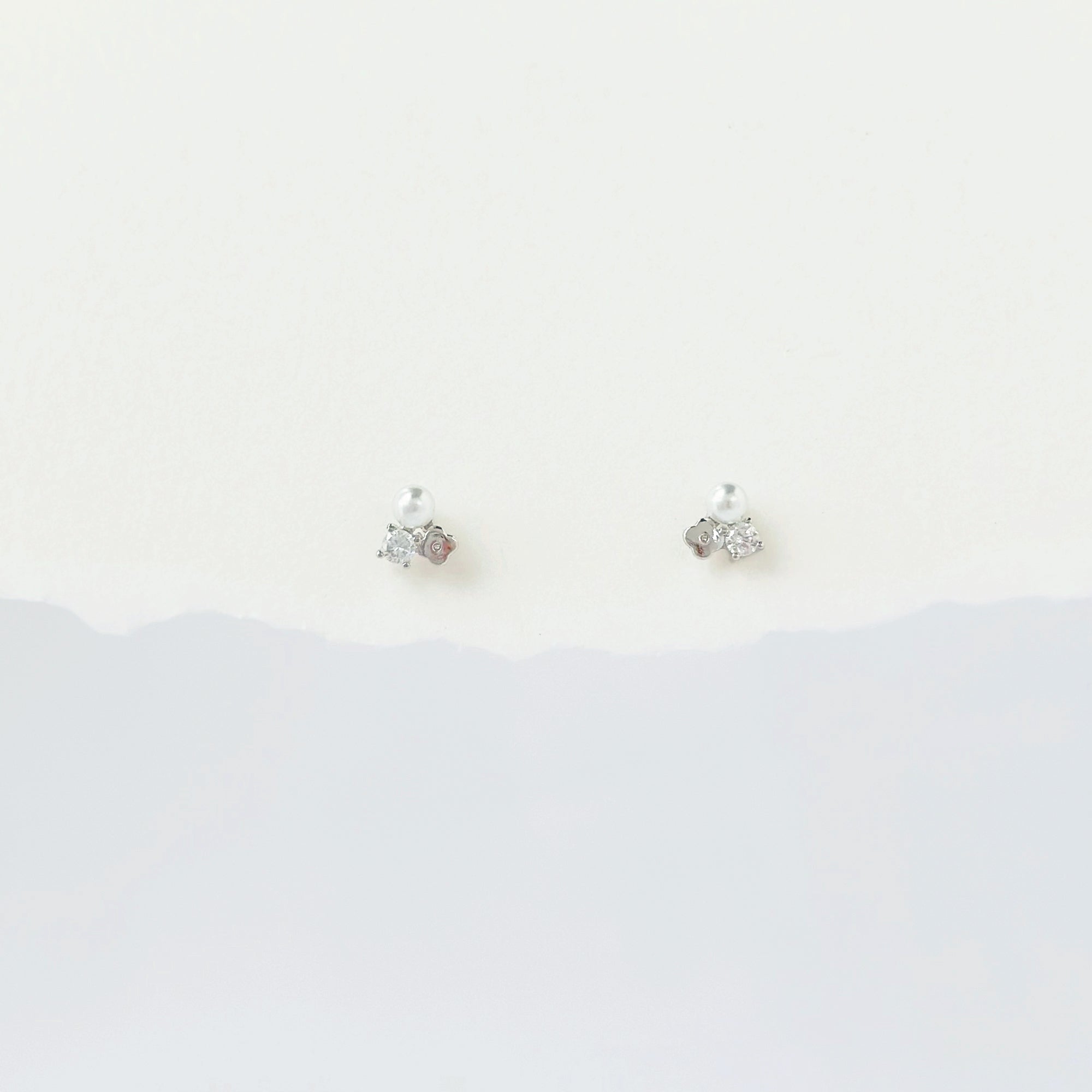 korean earrings bracelet jewellery Malaysia necklace korean jewellery rings earrings malaysia korean style earrings jewellery accessories hypoallergenic earrings ear cuff huggies silver necklace made in korea jewelry fashion jewellery malaysia earrings online shop malaysia Gift idea Gift for her Made in Korea  Cubic Zirconia 925 Sterling Silver  No Piercing Dainty Minimalist Daily wear Bestie Korean Anting Cincin Clip on 韩国耳环 韩国发饰 韩国饰品 hypoallergenic  birthday gift set bridesmaid aurelia atelier