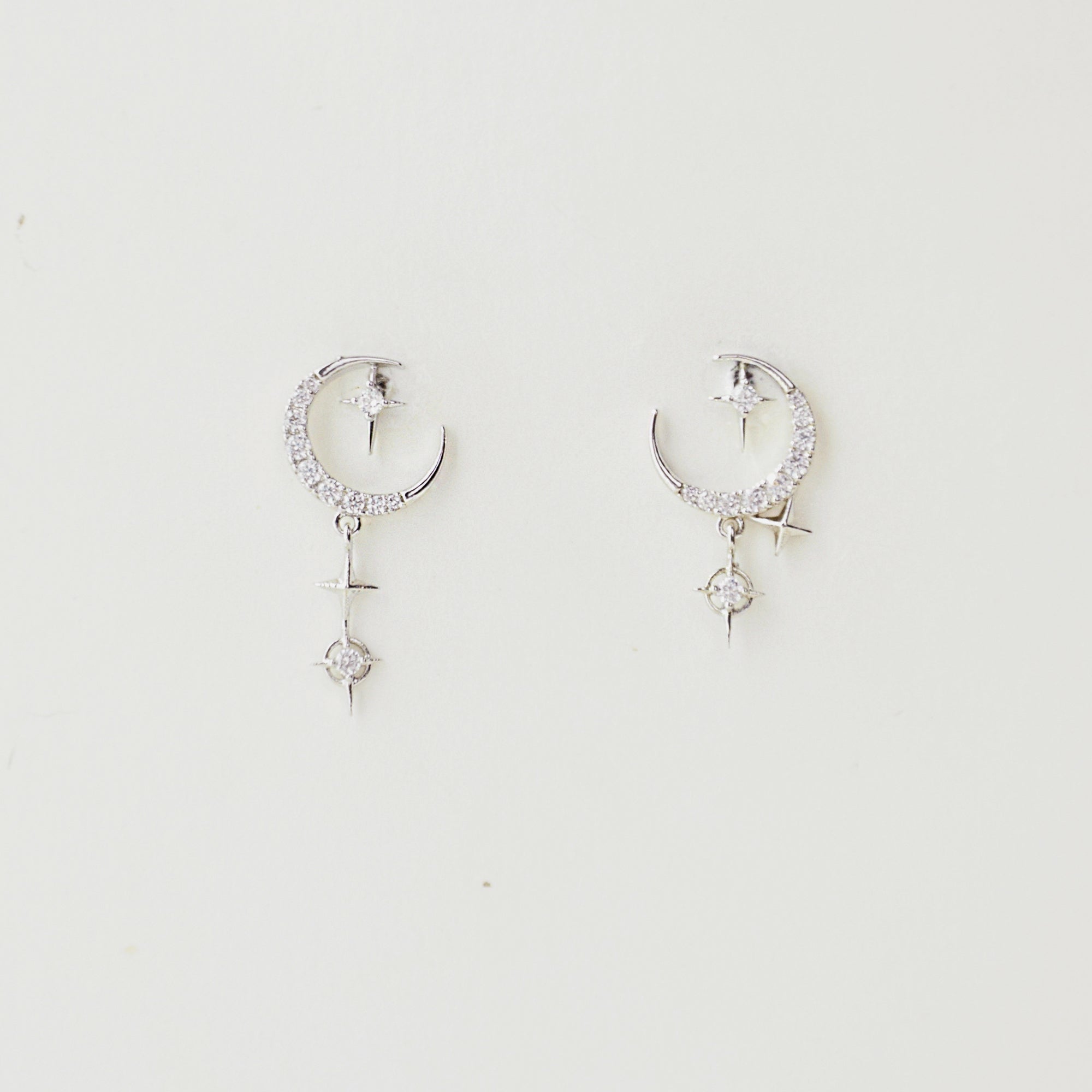 korean earrings bracelet jewellery Malaysia necklace korean jewellery rings earrings malaysia korean style earrings jewellery accessories hypoallergenic earrings ear cuff huggies silver necklace made in korea jewelry fashion jewellery malaysia earrings online shop malaysia Gift idea Gift for her Made in Korea  Cubic Zirconia 925 Sterling Silver  No Piercing Dainty Minimalist Daily wear Bestie Korean Anting Cincin Clip on 韩国耳环 韩国发饰 韩国饰品 hypoallergenic  birthday gift set bridesmaid aurelia atelier