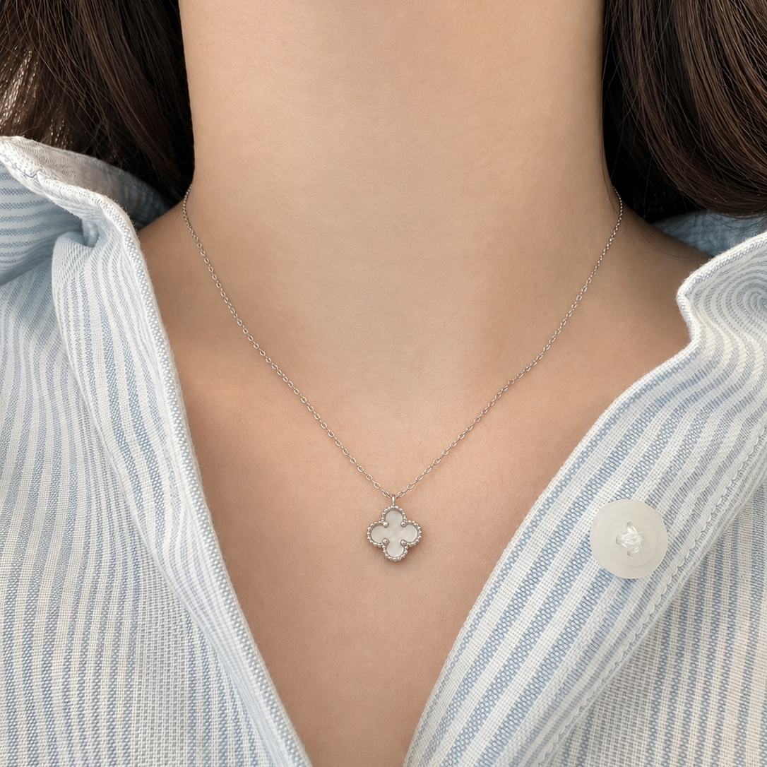 Silver Vanya Clover Necklace