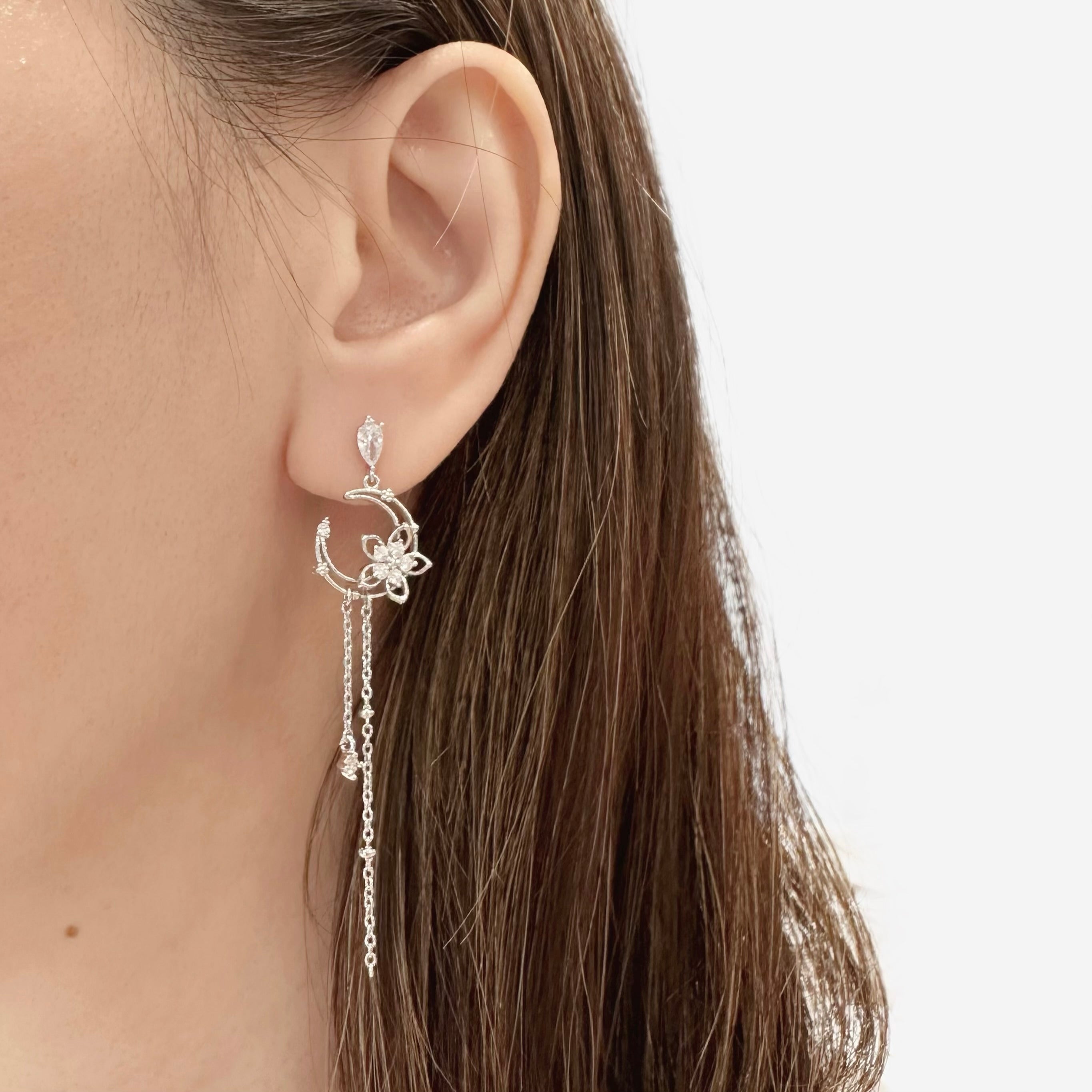 Gift set for her, hadiah untuk wanita, 送给她的礼物, bracelet, ring, necklace, earrings, korean earrings, made in korea, dainty jewellery, lazy girl jewellery, S925 silver, 925 sterling silver, huggie earrings, clip on, daily wear, cubic zirconia, bridesmaid gift, gift for her, Malaysia online shop, fashion jewellery, Korean jewellery accessories, sensitive skin, tahan karat, 适合日常佩戴, anting, rantai tangan, rantai leher, cincin, gift idea, no piercing, earrings malaysia, subang, Pearl, Freshwater pearl, 韩国发饰, 韩国饰品