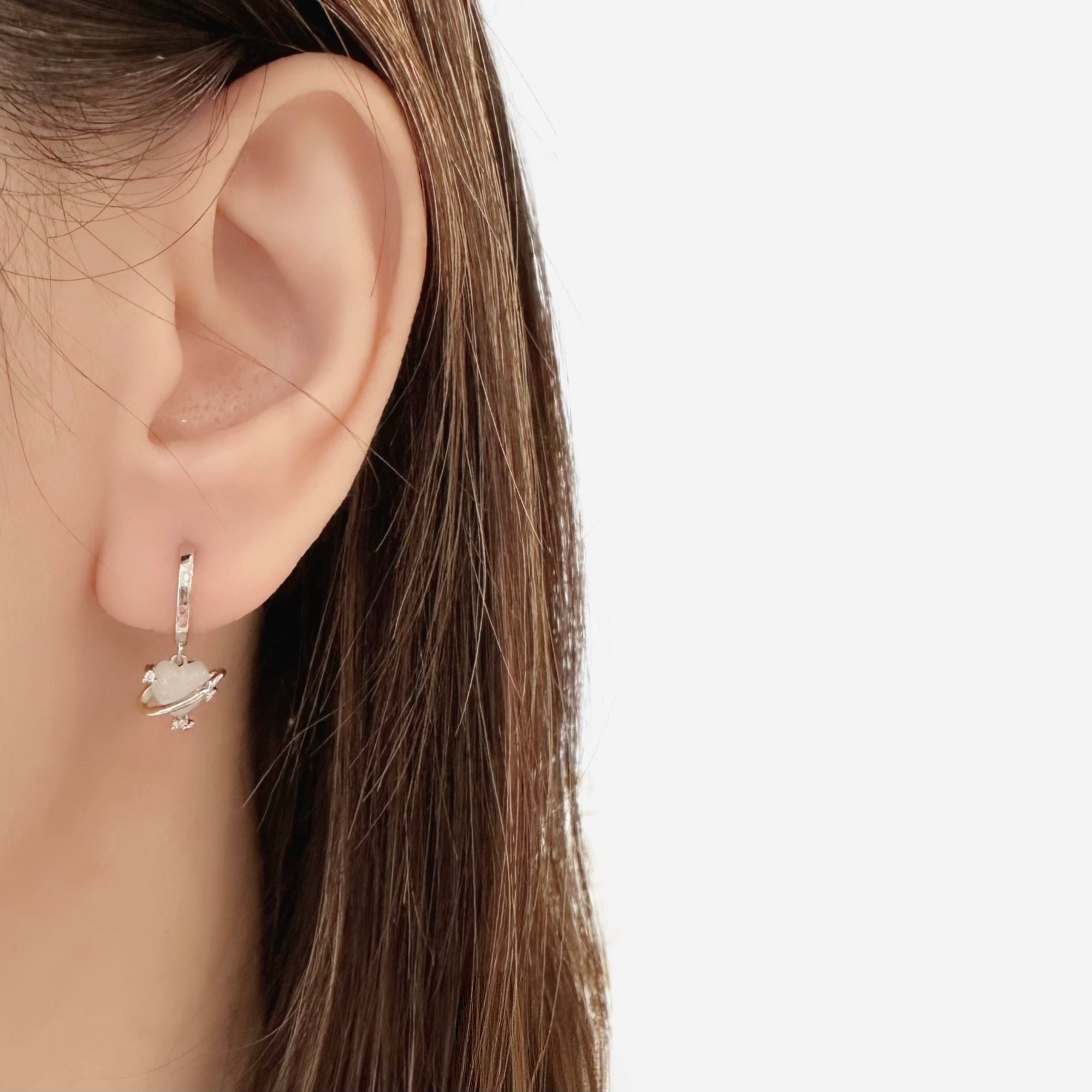 Gift set for her, hadiah untuk wanita, 送给她的礼物, bracelet, ring, necklace, earrings, korean earrings, made in korea, dainty jewellery, lazy girl jewellery, S925 silver, 925 sterling silver, huggie earrings, clip on, daily wear, cubic zirconia, bridesmaid gift, gift for her, Malaysia online shop, fashion jewellery, Korean jewellery accessories, sensitive skin, tahan karat, 适合日常佩戴, anting, rantai tangan, rantai leher, cincin, gift idea, no piercing, earrings malaysia, subang, Pearl, Freshwater pearl, 韩国发饰, 韩国饰品