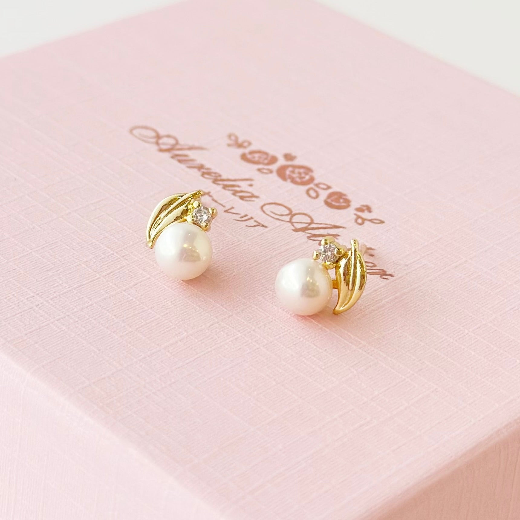 pearl earrings, dainty pearl bracelet, freshwater pearl necklace,  akoya pearl., handmade, sensitive skin, bridal, sterling silver, hypoallergenic, gift idea, seawater pearl, pearl neckace, keshi pearl, baroque pearl, mini pearl, 珍珠 淡水珍珠 ak pearl
海水珍珠 s925 cultural pearl present gift for her gift ideas pearl made in Malaysia south sea pearl 米珠 natural pearl mutiara Gift for her Dainty Delicate Minimalist everyday earrings everyday wear lustre near round mutiara  akoya mikimoto