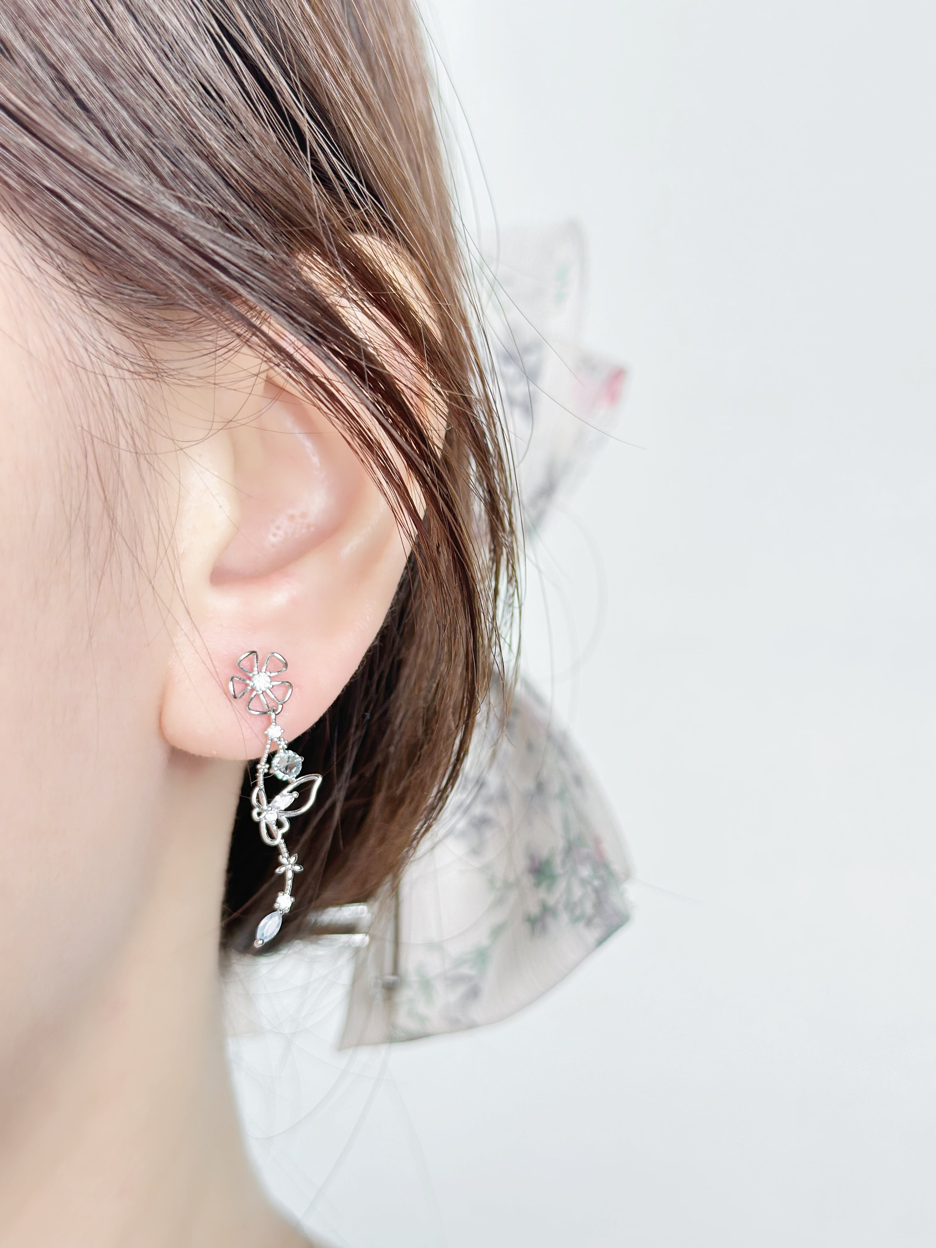 korean earrings bracelet jewellery Malaysia necklace korean jewellery rings earrings malaysia korean style earrings jewellery accessories hypoallergenic earrings ear cuff huggies silver necklace made in korea jewelry fashion jewellery malaysia earrings online shop malaysia Gift idea Gift for her Made in Korea  Cubic Zirconia 925 Sterling Silver  No Piercing Dainty Minimalist Daily wear Bestie Korean Anting Cincin Clip on 韩国耳环 韩国发饰 韩国饰品 hypoallergenic  birthday gift set bridesmaid aurelia atelier