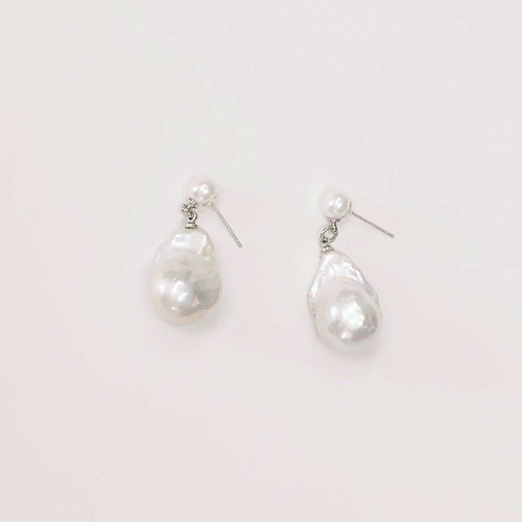 pearl earrings, dainty pearl bracelet, freshwater pearl necklace,  akoya pearl., handmade, sensitive skin, bridal, sterling silver, hypoallergenic, gift idea, seawater pearl, pearl neckace, keshi pearl, baroque pearl, mini pearl, 珍珠 淡水珍珠 ak pearl
海水珍珠 s925 cultural pear present gift for her gift ideas pearl made in Malaysia south sea pearl 米珠 natural pearl mutiara Gift for her Dainty Delicate Minimalist everyday earrings everyday wear lustre  925银针珍珠耳环 巴洛克珍珠 手工制作 饰品 韩国设计 芥子珍珠 ks珍珠