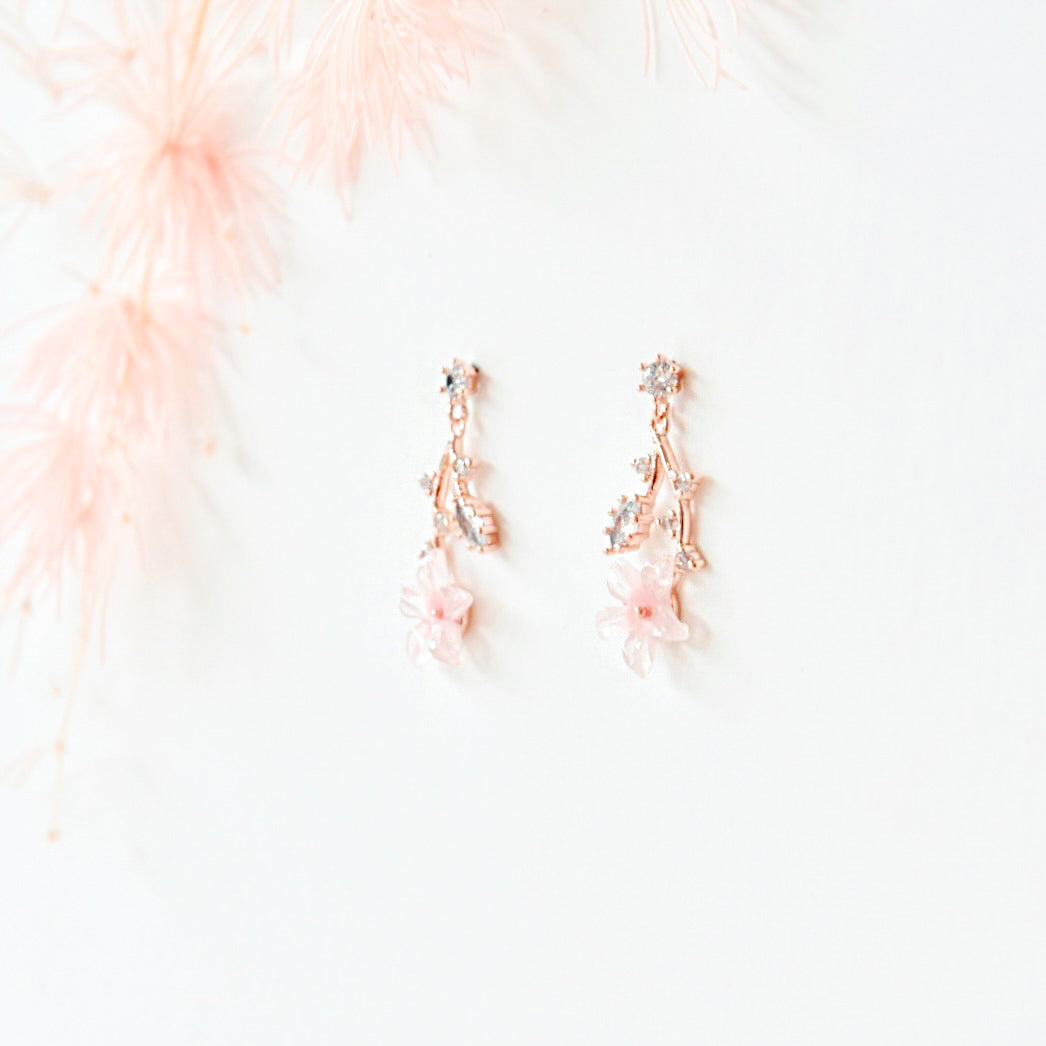 Rose Gold Made in Korea Earrings Korean Anting Cubic Zirconia Jewellery Malaysia Instagram 925 Sterling Silver hypoallergenic Instagram gift shops Jewellery Online Malaysia Shopping No Piercing Perfect Gift special gift Loved One Online jewellery Malaysia Gift for her Rose Gold Korea Made Earrings Korean Jewellery Jewelry Local Brand in Malaysia Cubic Zirconia Dainty Delicate Minimalist Jewellery Jewelry Bride Clip On Earrings Silver Gift Set present gift for her gift ideas