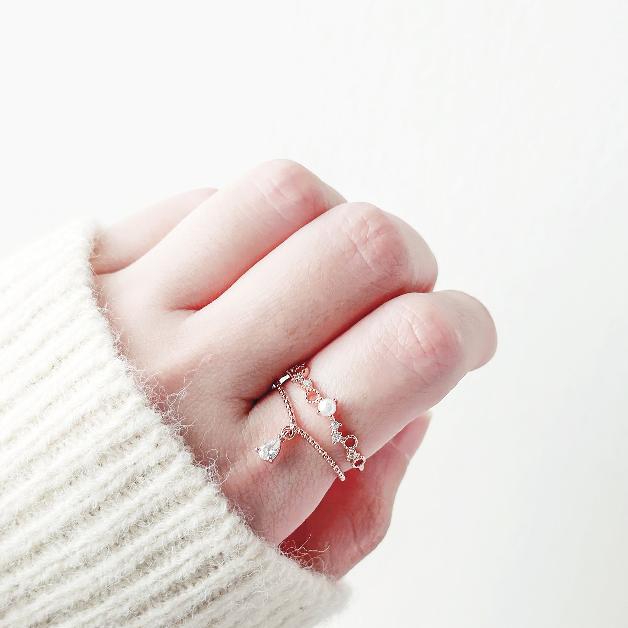 korean earrings bracelet jewellery Malaysia necklace korean jewellery rings earrings malaysia korean style earrings jewellery accessories hypoallergenic earrings ear cuff huggies silver necklace made in korea jewelry fashion jewellery malaysia earrings online shop malaysia Gift idea Gift for her Made in Korea Cubic Zirconia 925 Sterling Silver No Piercing Dainty Minimalist Daily wear Bestie Korean Anting Cincin Clip on 韩国耳环 韩国发饰 韩国饰品 hypoallergenic birthday gift set bridesmaid aurelia atelier