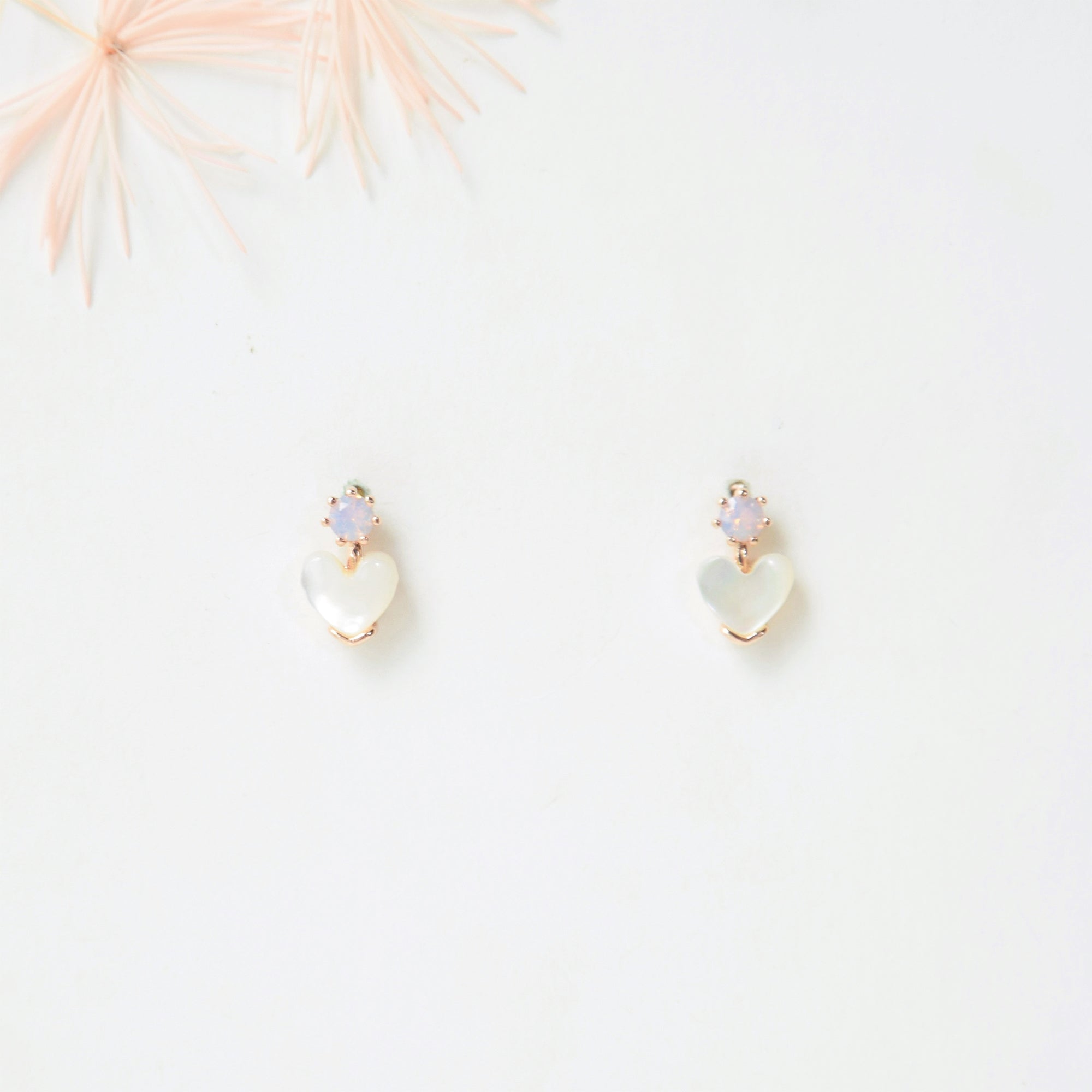 Made in Korea Earrings Korean Anting Cubic Zirconia Bride Bridal Dinner 925 Sterling Silver Fashion Costume Jewellery Online Malaysia Shopping Trendy No Piercing Special Perfect Gift From Heart For Your Loved One Accessory Gift for her Rose Gold Korea Made Earrings Korean Jewellery Jewelry Local Brand in Malaysia Cubic Zirconia Dainty Delicate Minimalist Jewellery Jewelry Bride Clip On Earrings Silver Christmas Gift Set Xmas Silver snowman butterfly present gift for her gift ideas