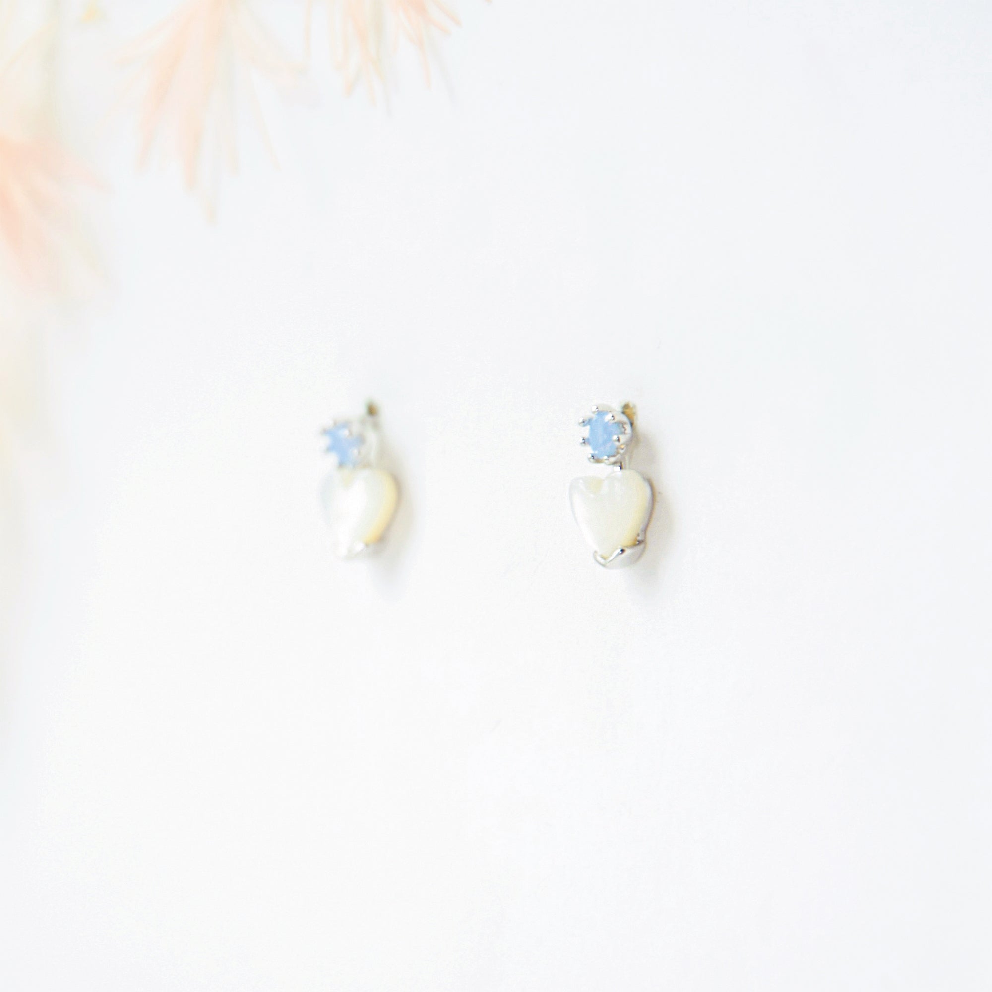 Made in Korea Earrings Korean Anting Cubic Zirconia Bride Bridal Dinner 925 Sterling Silver Fashion Costume Jewellery Online Malaysia Shopping Trendy No Piercing Special Perfect Gift From Heart For Your Loved One Accessory Gift for her Rose Gold Korea Made Earrings Korean Jewellery Jewelry Local Brand in Malaysia Cubic Zirconia Dainty Delicate Minimalist Jewellery Jewelry Bride Clip On Earrings Silver Christmas Gift Set Xmas Silver snowman butterfly present gift for her gift ideas