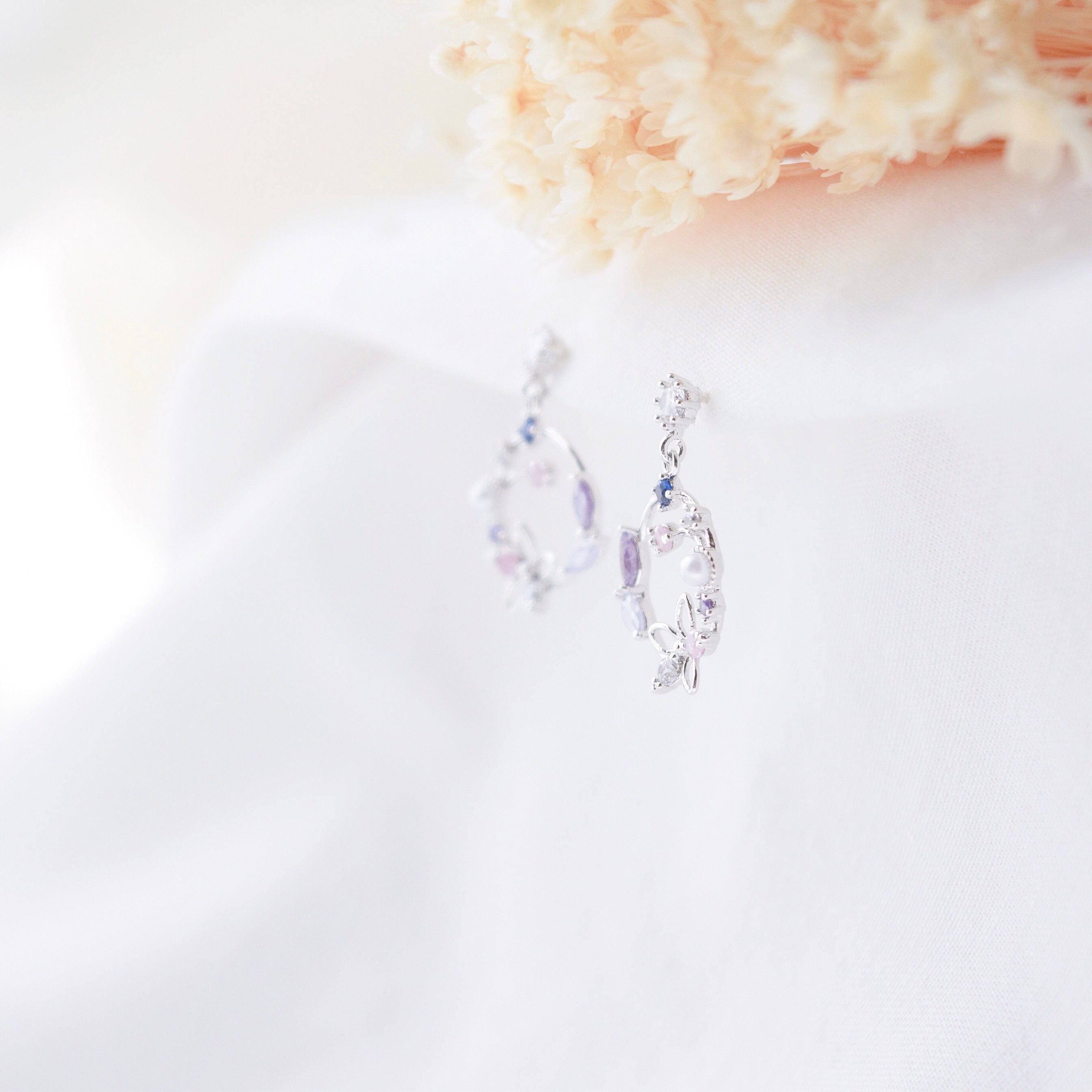 korean earrings bracelet jewellery Malaysia necklace korean jewellery rings earrings malaysia korean style earrings malaysia jewellery jewelry jewellery accessories hypoallergenic earrings ear cuff huggies silver necklace made in korea jewelry fashion jewellery malaysia earrings online shop malaysia Gift idea Gift for her Made in Korea Cubic Zirconia 925 Sterling Silver No Piercing Jewelry Dainty Minimalist Bestie anting subang clip on 925 silver gf gift local brand Dainty Daily wear Gift Set Shopping