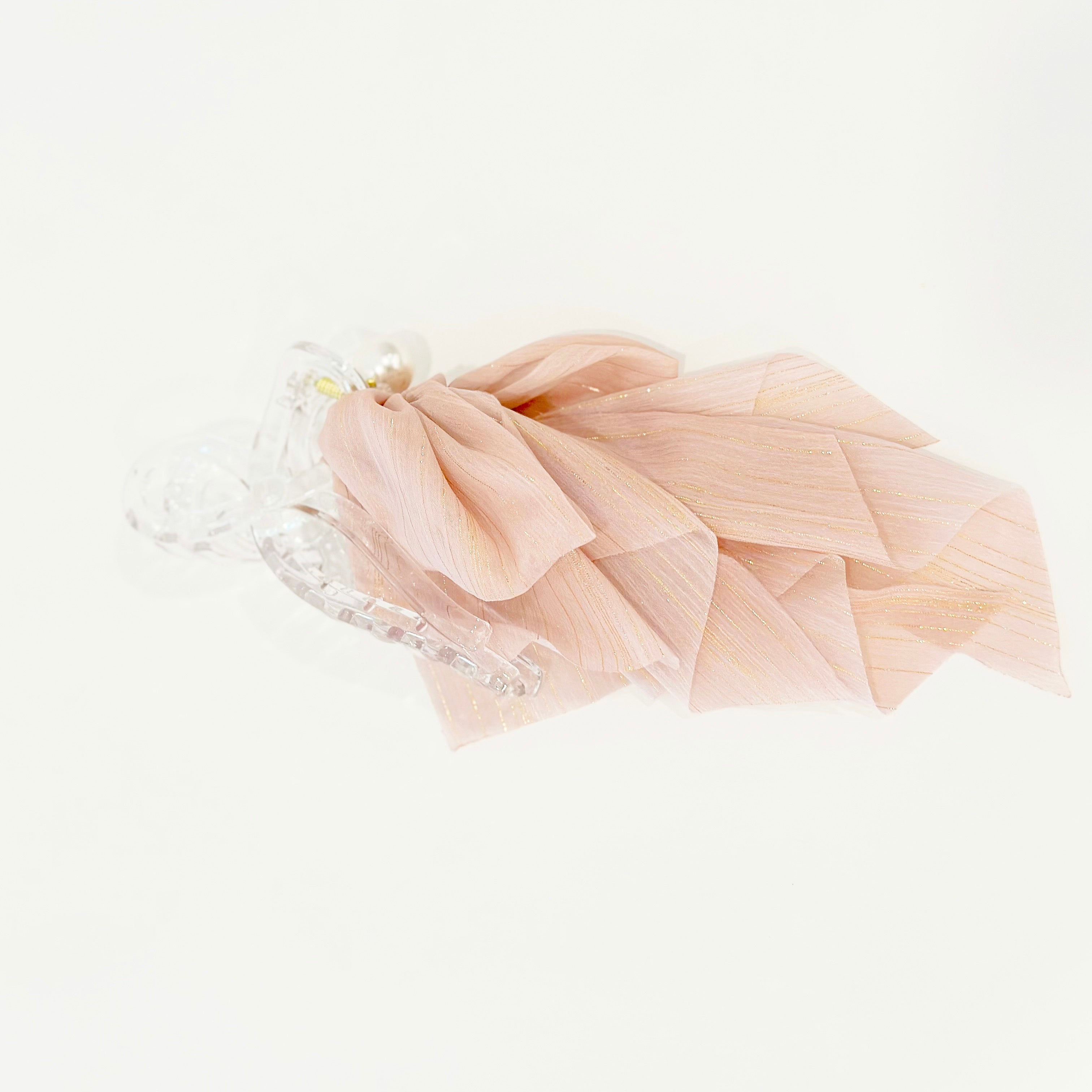 Ribbon hair clip Ribbon hair claw Bow Claw clip Hair accessory Korean hair accessory Jewelry Dainty Minimalist malaysia jewellery Made in Korea online gift shop Aurelia Atelier made in korea jewelry fashion jewellery malaysia earrings online shop malaysia korean style hair accessory malaysia jewellery jewelry Ribbon hair tie Hairband Hair ribbon scarf Headband Scrunchies Chiffon hair bow Chiffon hair claw clip Hypoallergenic 韩国ins蝴蝶吊坠发夹 INS 风 首饰 发饰 发夹专卖店 韩国发饰 韩国饰品 韩国耳环 rambut jepit Jepit rambut korea