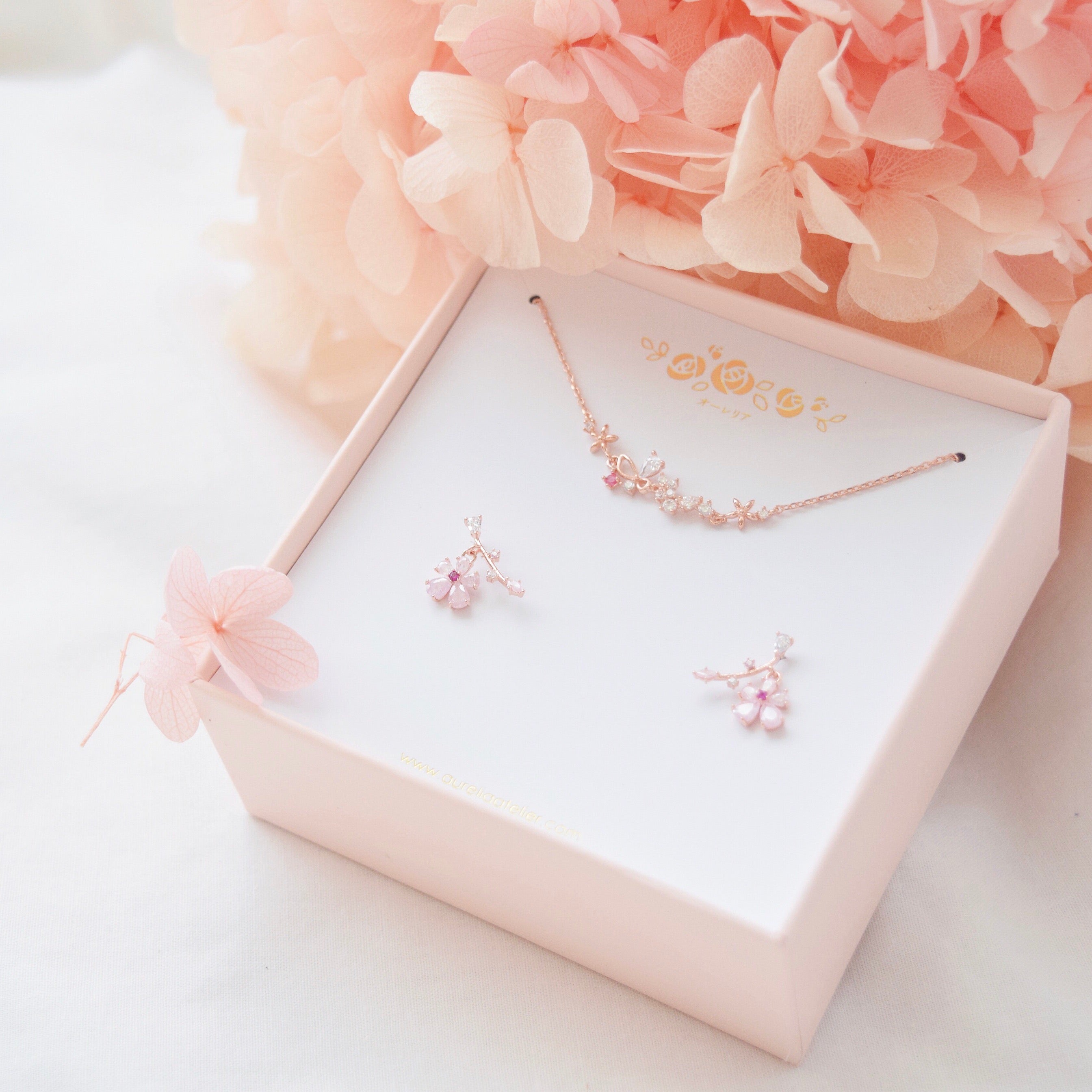 I'm in Love | Gift Ideas | Made in Korea | Dainty Jewellery – Aurelia ...