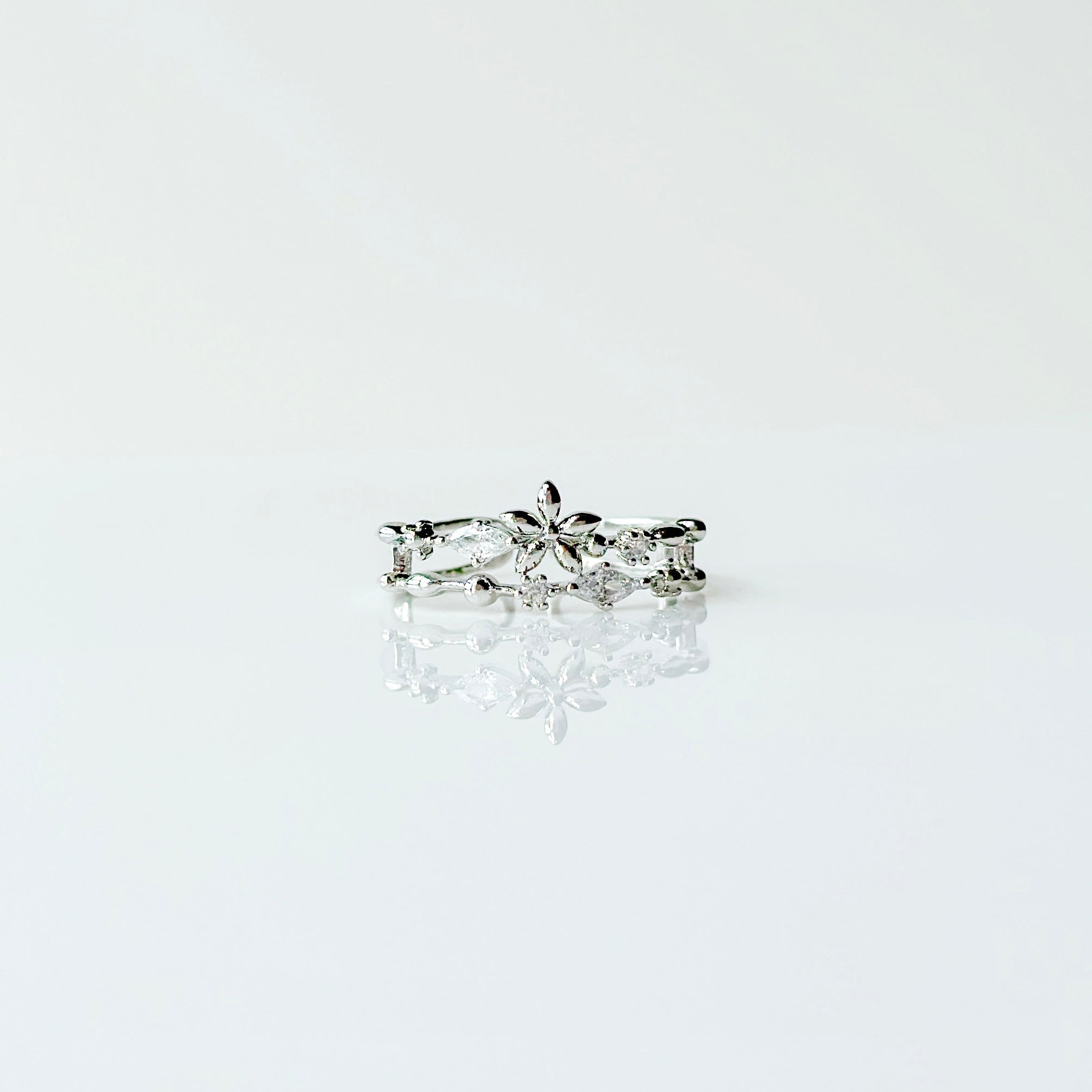 korean fashion rings korean promise ring Rose Gold Ring Korea Made Earrings Cubic Zirconia Stone 925 Silver Daily Wear Stylish Cincin Adjustable Jewellery Perfect Surprise Gift For Your Loved One ring korean ring cincin floral ring silver rings swarovski ring promise rings korean style rings korean diamond ring gift for her bestfriend ring bestie ring silver ring diamond ring swarovski made in korea korea accessory wedding ring pandora ring