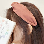 Ribbon hair clip Ribbon hair claw Bow Claw clip Hair accessory Korean hair accessory Jewelry Dainty Minimalist malaysia jewellery Made in Korea online gift shop Aurelia Atelier made in korea jewelry fashion jewellery malaysia earrings online shop malaysia korean style hair accessory malaysia jewellery jewelry Ribbon hair tie Hairband Hair ribbon scarf Headband Scrunchies Chiffon hair bow Chiffon hair claw clip Hypoallergenic 韩国ins蝴蝶吊坠发夹 INS 风 首饰 发饰 发夹专卖店 韩国发饰 韩国饰品 韩国耳环 rambut jepit Jepit rambut korea