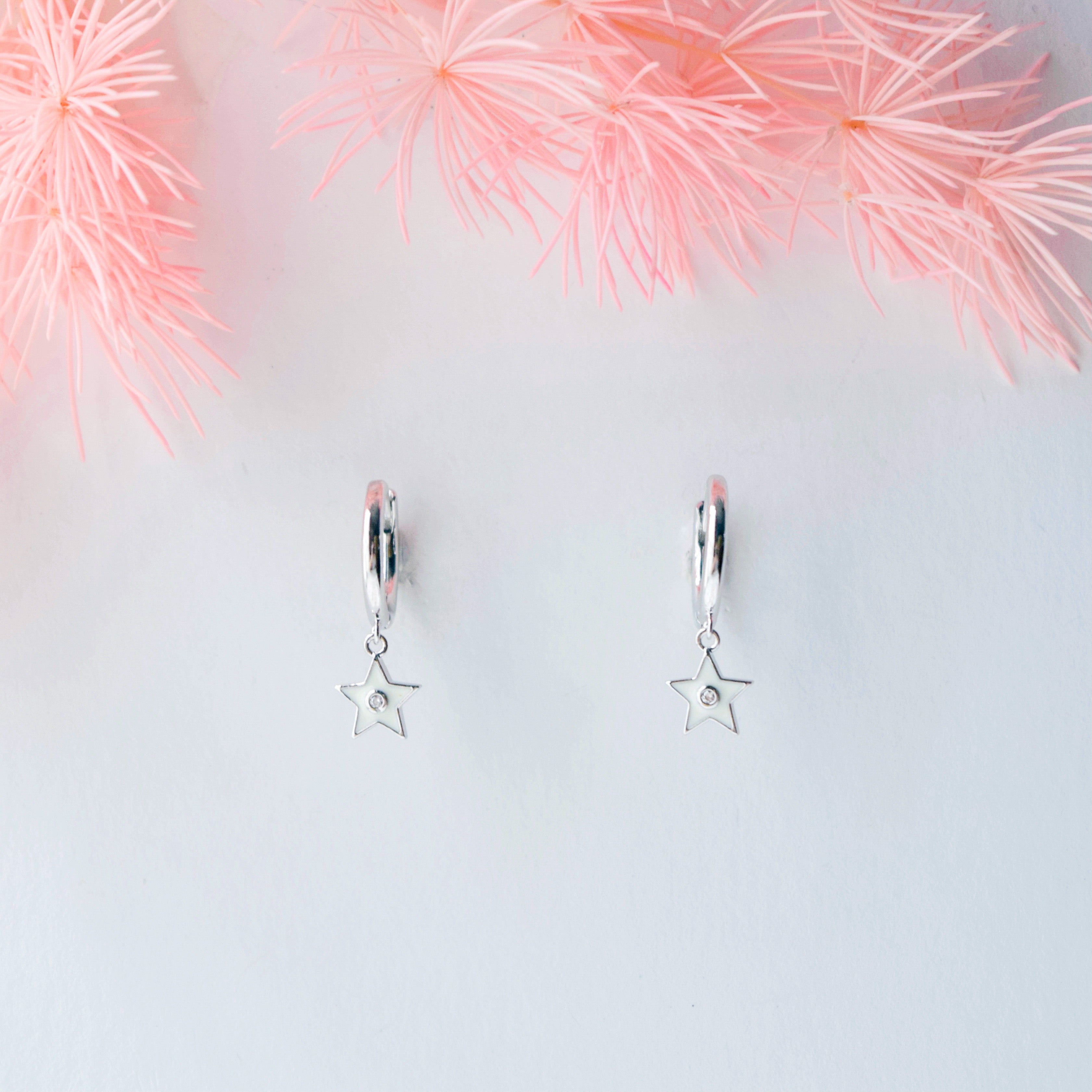 Rose Gold Made in Korea Earrings Korean Anting Cubic Zirconia Jewellery Malaysia Instagram 925 Sterling Silver hypoallergenic Instagram gift shops Jewellery Online Malaysia Shopping No Piercing Perfect Gift special gift Loved One Online jewellery Malaysia Gift for her Rose Gold Korea Made Earrings Korean Jewellery Jewelry Cubic Zirconia Dainty Delicate Minimalist Jewellery Jewelry Bride Clip On Earrings Silver Gift Set present gift for her gift ideas huggie hoop huggies hoop daily wear earrings OPEN HUGGIE