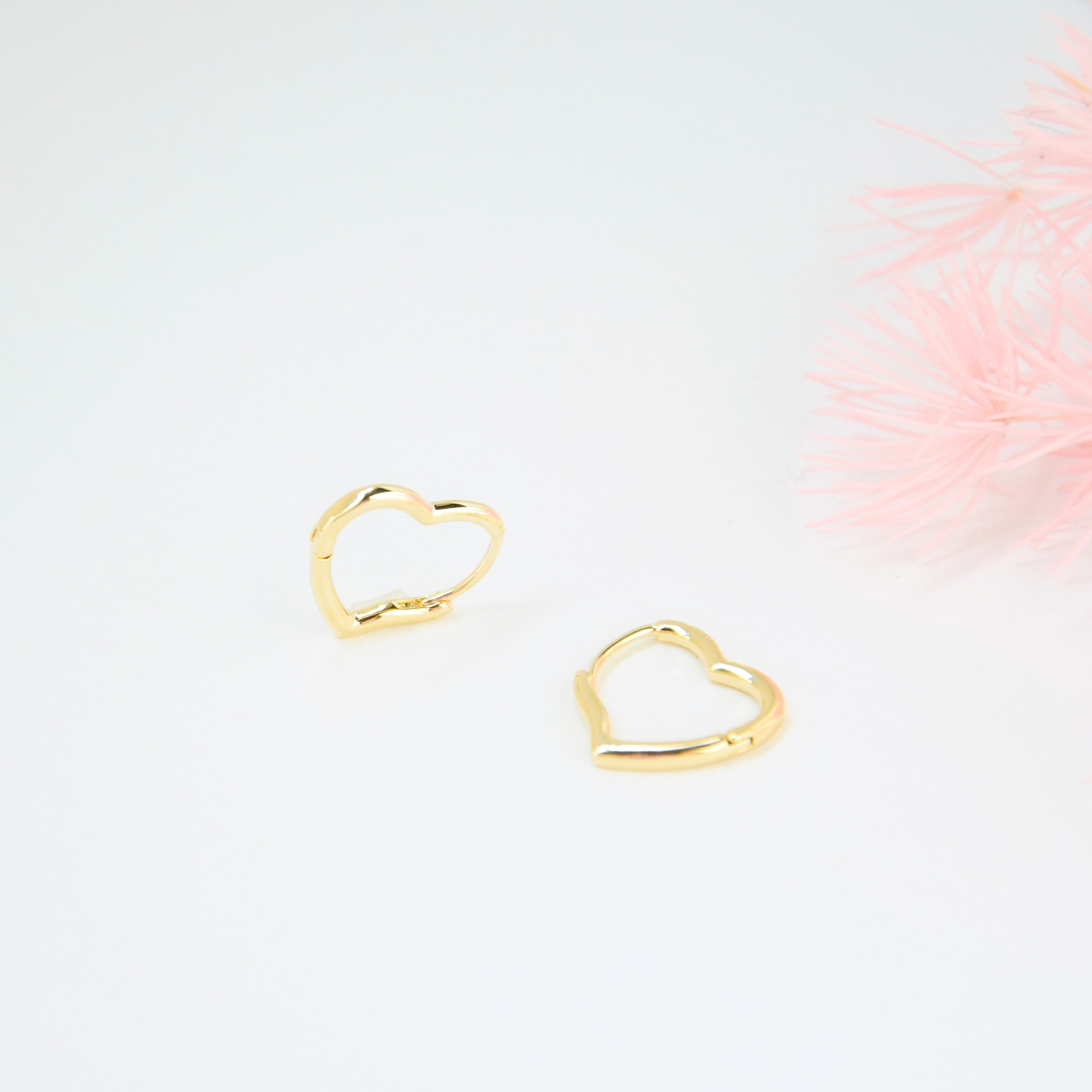 Rose Gold Made in Korea Earrings Korean Anting Cubic Zirconia Jewellery Malaysia Instagram 925 Sterling Silver hypoallergenic Instagram gift shops Jewellery Online Malaysia Shopping No Piercing Perfect Gift special gift Loved One Online jewellery Malaysia Gift for her Rose Gold Korea Made Earrings Korean Jewellery Jewelry Cubic Zirconia Dainty Delicate Minimalist Jewellery Jewelry Bride Clip On Earrings Silver Gift Set present gift for her gift ideas huggie hoop huggies hoop daily wear earrings