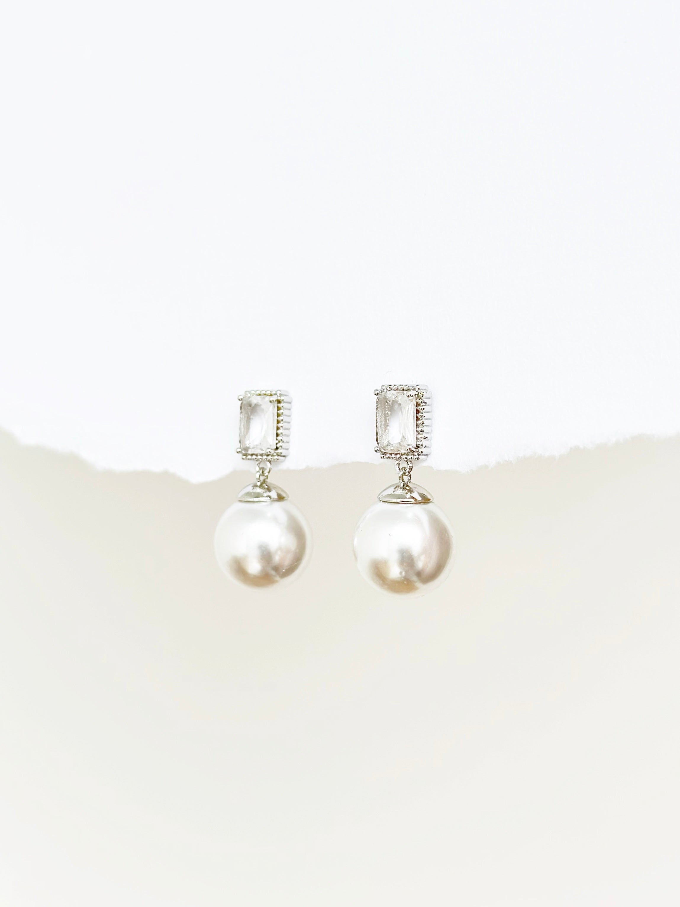 Rose Gold Made in Korea Earrings Korean Anting Cubic Zirconia Bride Bridal Dinner 925 Sterling Silver Fashion Costume Jewellery Online Malaysia Shopping Trendy No Piercing Special Perfect Gift From Heart For Your Loved One Accessory Gift for her Rose Gold Korea Made Earrings Korean Jewellery Jewelry Local Brand in Malaysia Cubic Zirconia Dainty Delicate Minimalist Jewellery Jewelry Bride Clip On Earrings Silver cny chinese new year lunar gift for her valentine valentine's day pearl earrings