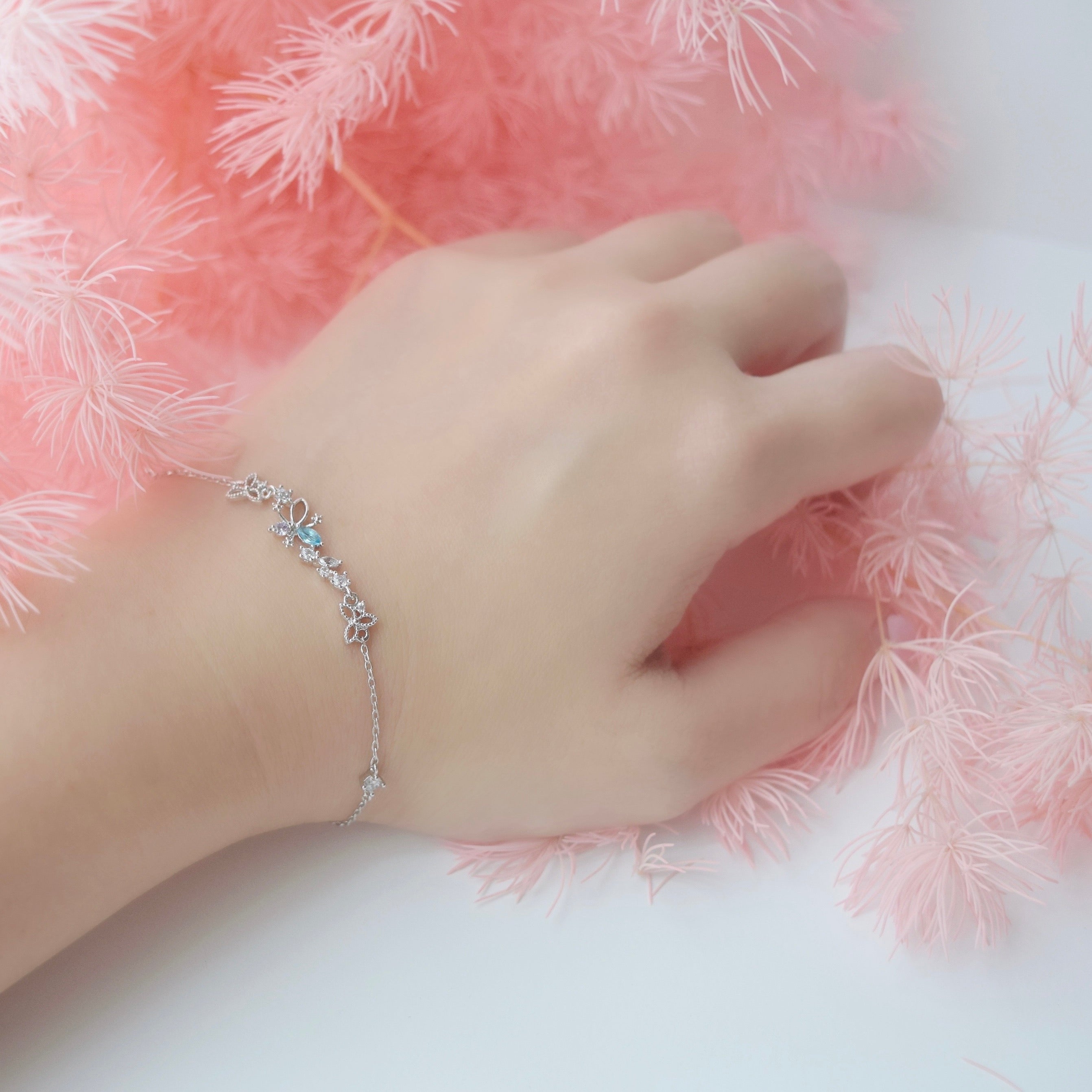 This item is a BACKORDER Stocks are estimated to reach by End March 2023  Bracelet Adorn yourself with this dainty yet delicate bracelet that is perfect addition into your jewellery box.   Material : Brass | Plating : 18k Rose Gold Plated Cubic zirconia stones Ideal for Sensitive Skin. It's Hypoallergenic, Lead-free and Nickel-free. Size : 15.0cm length + 3.0cm extension Made in Korea