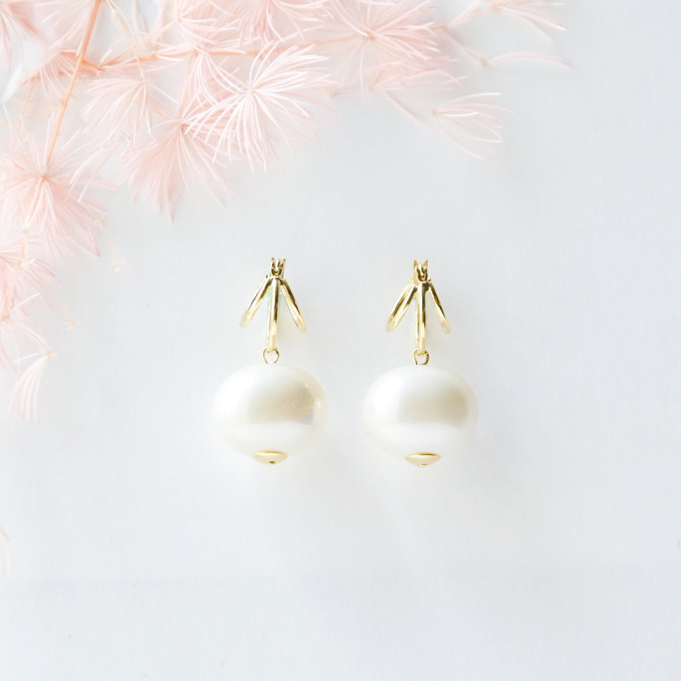 Rose Gold Made in Korea Earrings Korean Anting Cubic Zirconia Jewellery Malaysia Instagram 925 Sterling Silver hypoallergenic Instagram gift shops Jewellery Online Malaysia Shopping No Piercing Perfect Gift special gift Loved One Online jewellery Malaysia Gift for her Rose Gold Korea Made Earrings Korean Jewellery Jewelry Cubic Zirconia Dainty Delicate Minimalist Jewellery Jewelry Bride Clip On Silver Gift Set present gift for her gift ideas wedding bridal glamorous birthday gift Statement pearl chanel