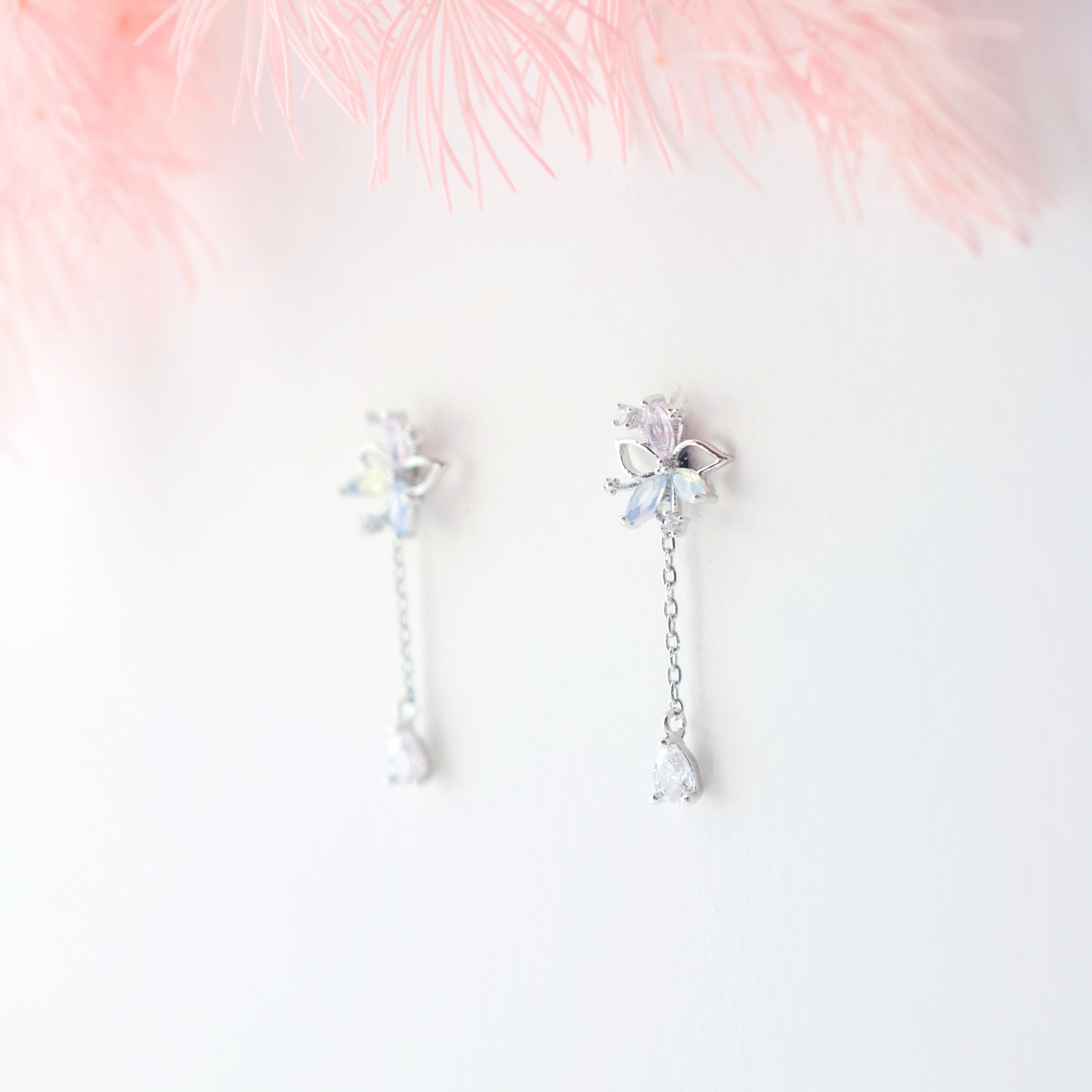 korean earrings bracelet jewellery Malaysia necklace korean jewellery rings earrings malaysia korean style earrings malaysia jewellery jewelry jewellery accessories hypoallergenic earrings ear cuff huggies silver necklace made in korea jewelry fashion jewellery malaysia earrings online shop malaysia Gift idea Gift for her Made in Korea Cubic Zirconia 925 Sterling Silver No Piercing Jewelry Dainty Minimalist Bestie anting subang clip on 925 silver gf gift local brand Dainty Daily wear Gift Set Shopping