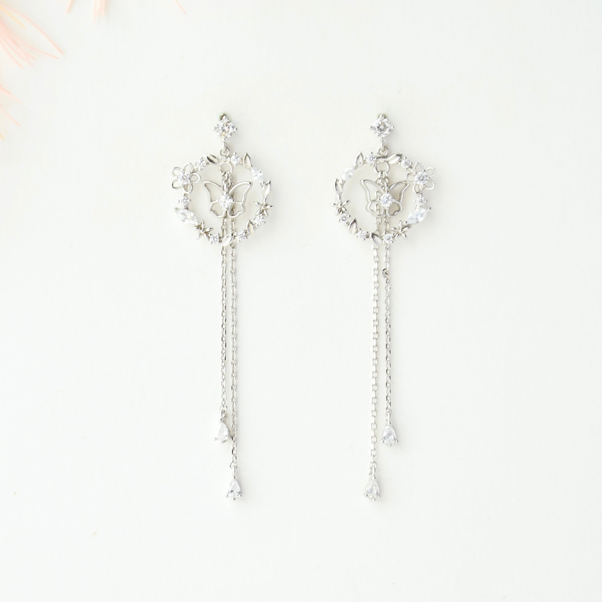 korean earrings bracelet jewellery Malaysia necklace korean jewellery rings earrings malaysia korean style earrings malaysia jewellery jewelry jewellery accessories hypoallergenic earrings ear cuff huggies silver necklace made in korea jewelry fashion jewellery malaysia earrings online shop malaysia Gift idea Gift for her Made in Korea Cubic Zirconia 925 Sterling Silver No Piercing Jewelry Dainty Minimalist Bestie anting subang clip on 925 silver gf gift local Dainty Daily wear Gift Set aurelia atelier