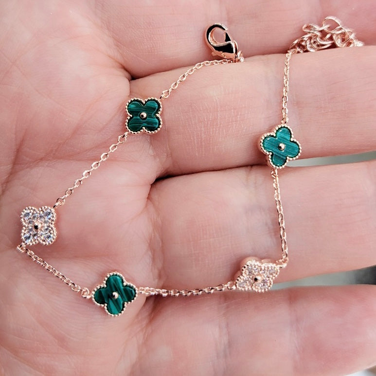 korean earrings bracelet jewellery Malaysia necklace korean jewellery rings earrings malaysia korean style earrings jewellery accessories hypoallergenic earrings ear cuff huggies silver necklace made in korea jewelry fashion jewellery malaysia earrings online shop malaysia Gift idea Gift for her Made in Korea  Cubic Zirconia 925 Sterling Silver  No Piercing Dainty Minimalist Daily wear Bestie Korean Anting Cincin Clip on 韩国耳环 韩国发饰 韩国饰品 hypoallergenic  birthday gift set bridesmaid aurelia atelier VAN CLEEF