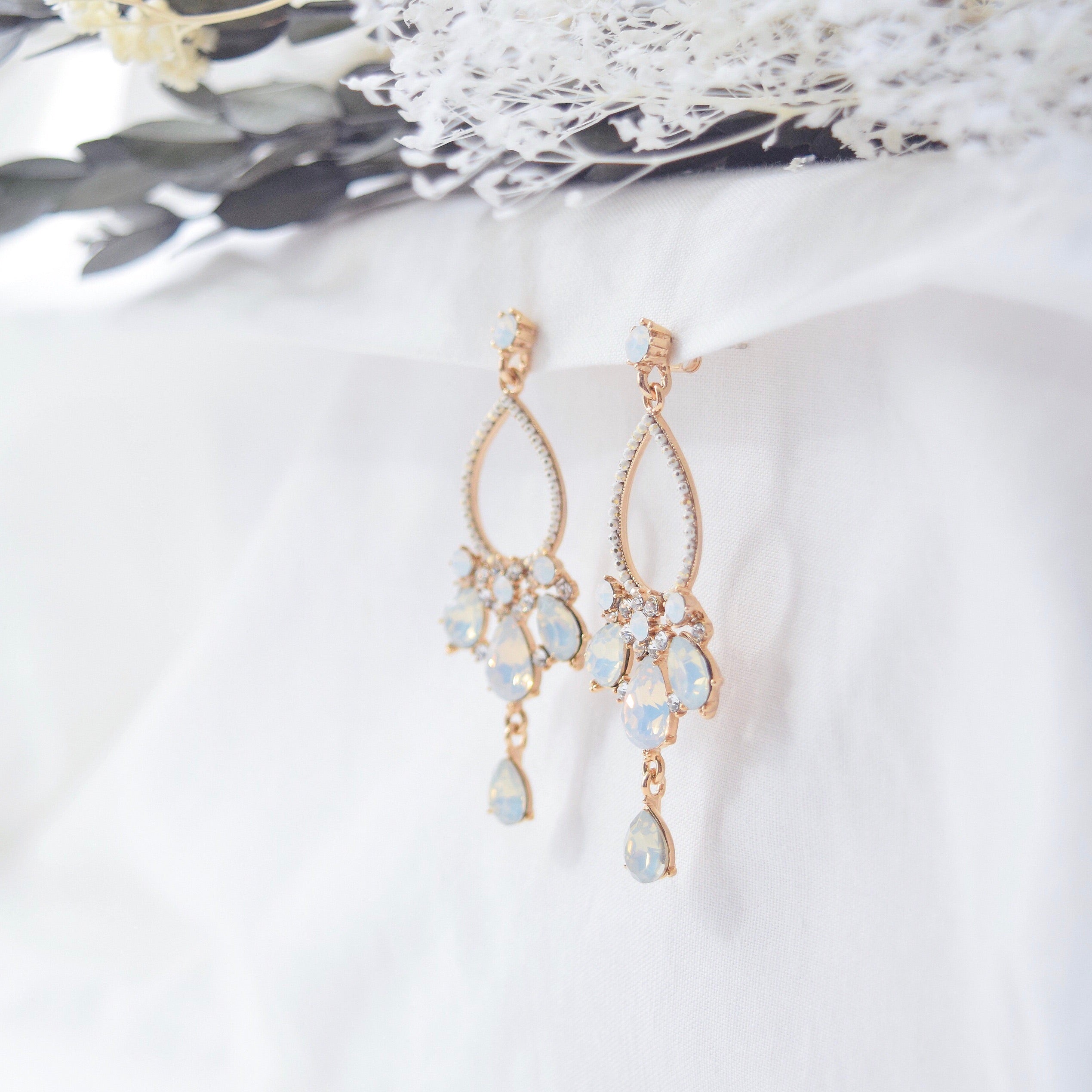 present gift for her gift ideas vintage antique Rose Gold Made in Korea Earrings Korean Anting Cubic Zirconia Bride Bridal Dinner 925 Sterling Silver Fashion Costume Jewellery Online Malaysia Shopping Trendy No Piercing Special Perfect Gift From Heart For Your Loved One Accessory Gift for her Rose Gold Korea Made Earrings Korean Jewellery Jewelry Local Brand in Malaysia Cubic Zirconia Dainty Delicate Minimalist Jewellery Jewelry Bride Clip On Earrings Silver bridal earrings wedding earrings
