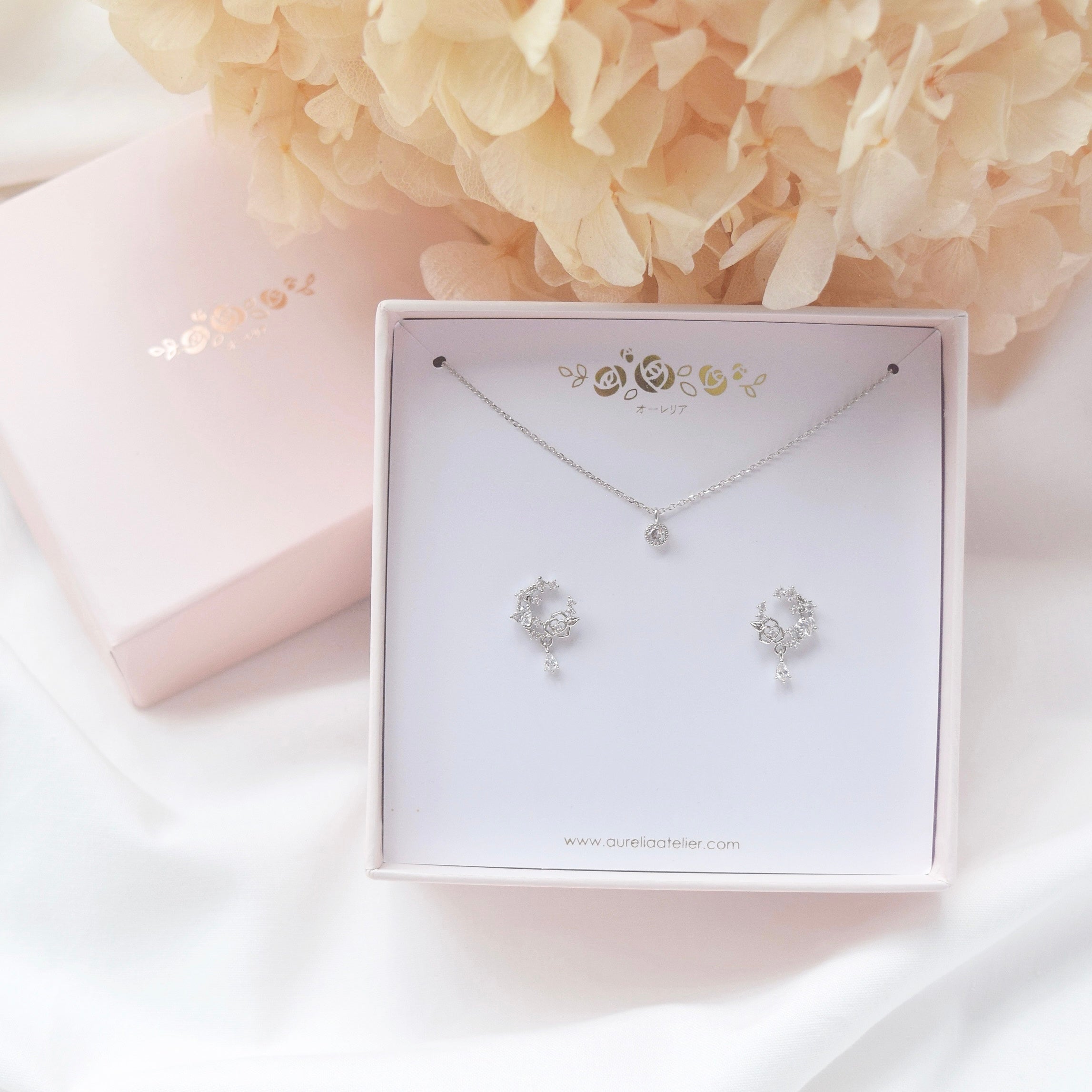 Made in Korea Earrings Necklace Bracelet Korean Anting Rantai Gelang Tangan Cubic Zirconia Bride Bridal Dinner 925 Sterling Silver Accessory Fashion Fancy Stylish Costume Jewellery Online Malaysia Shopping Trendy Accessories Daily Wear Jewelry Dainty Minimalist Delicate Clip On Earrings No Piercing Special Perfect Gift From Heart For Your Loved One Happy Valentines Day Petite Floral Box gift for her bracelet, surprise gift, birthday gift, gift set, premium gift, online gift shop, bridesmaid gift,